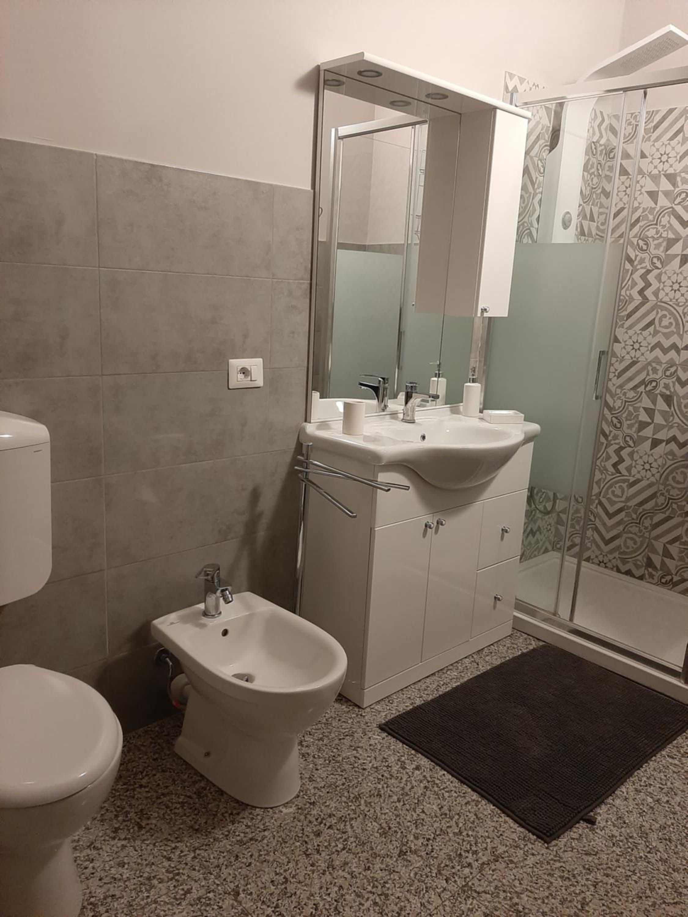 Double or Twin Room - Photo 2