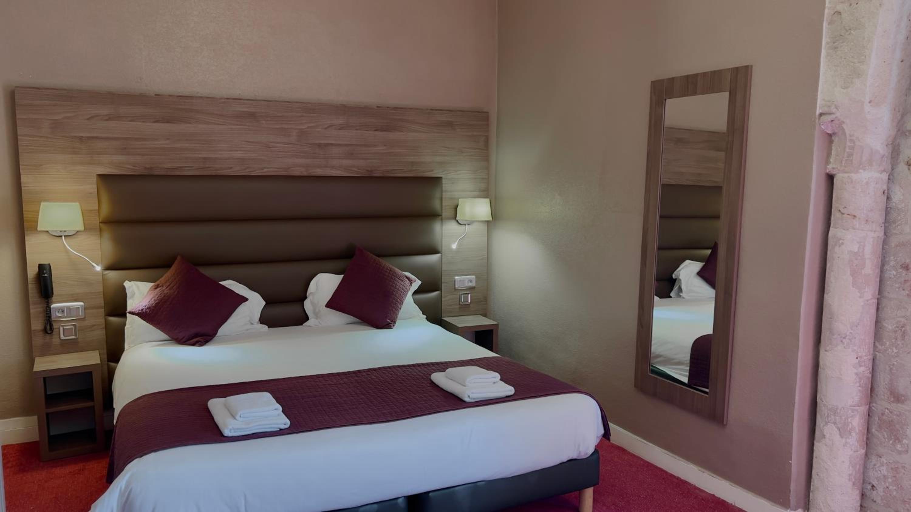 Executive Double Room - Photo 1