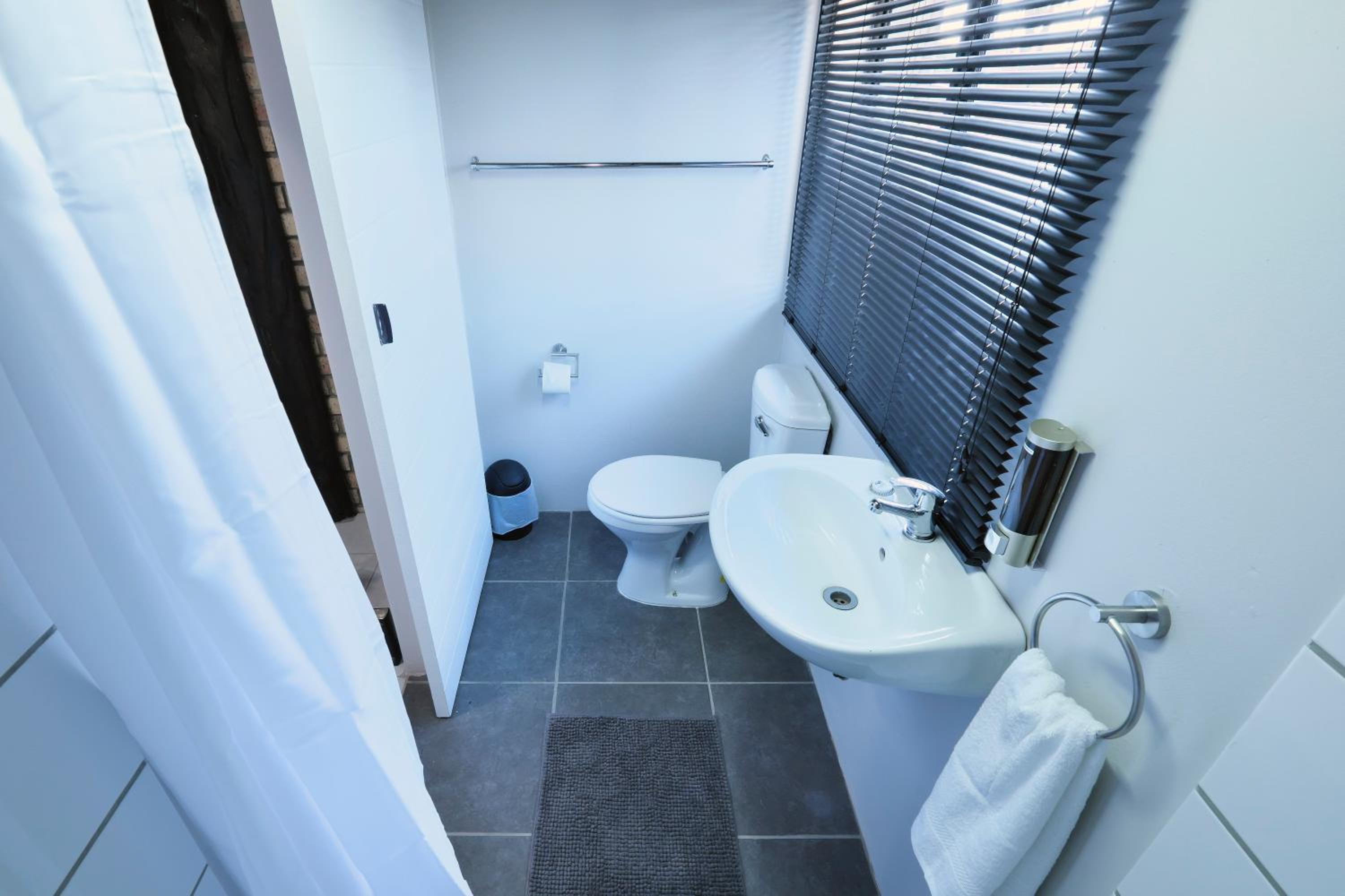 Family Room with Shower photo 3
