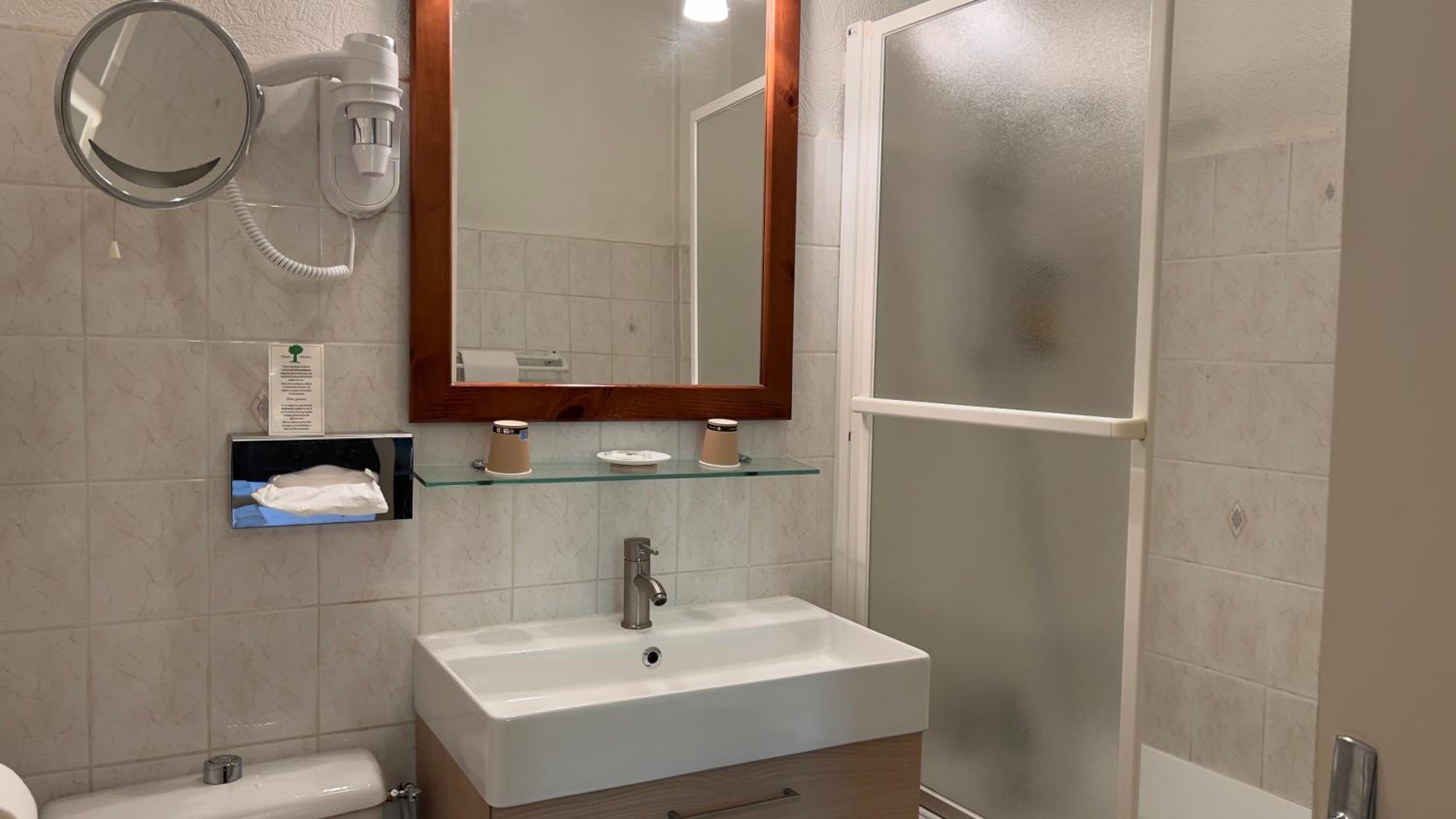 Superior Double Room - Photo 2