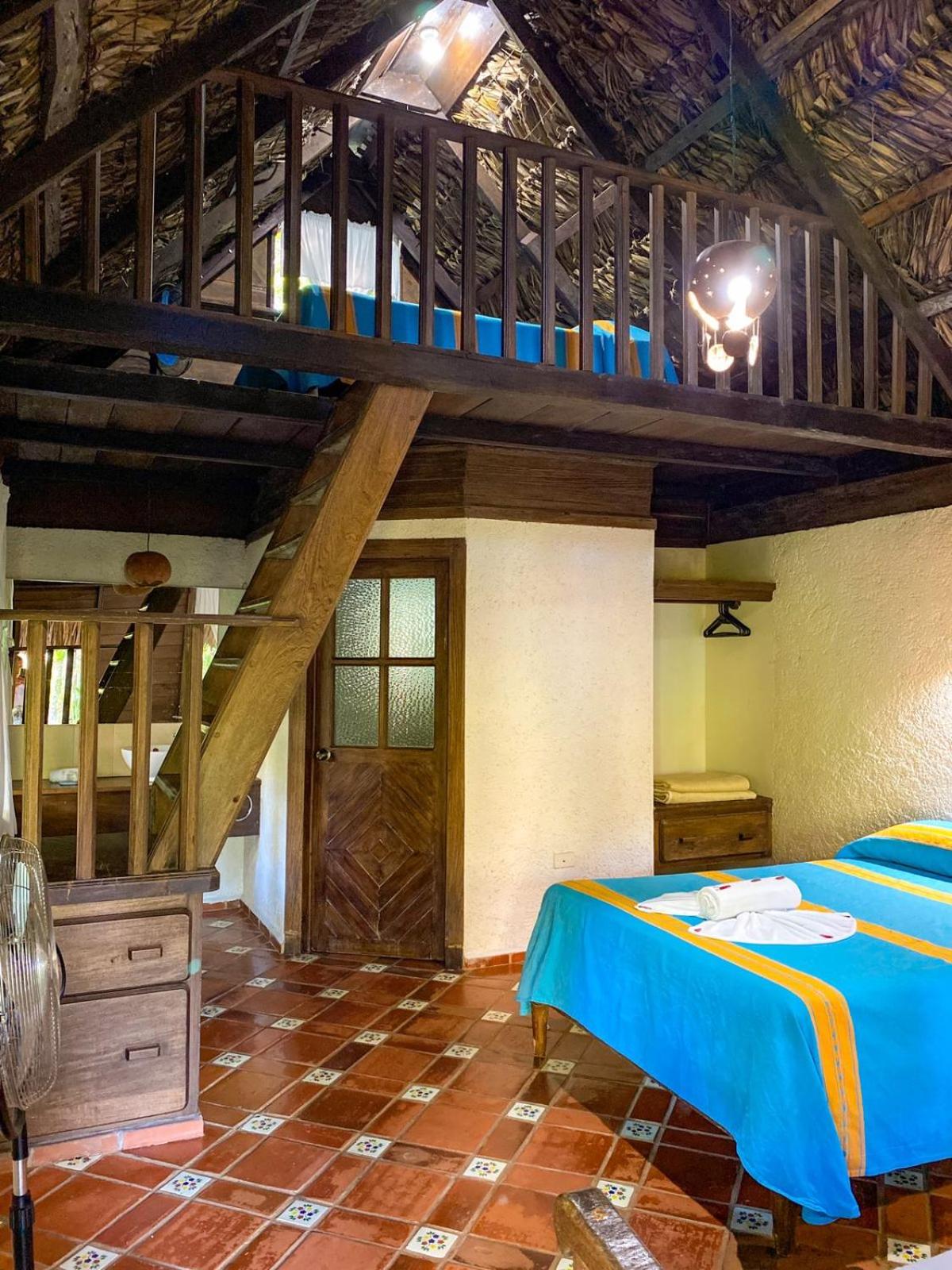 Twin Room - Photo 3
