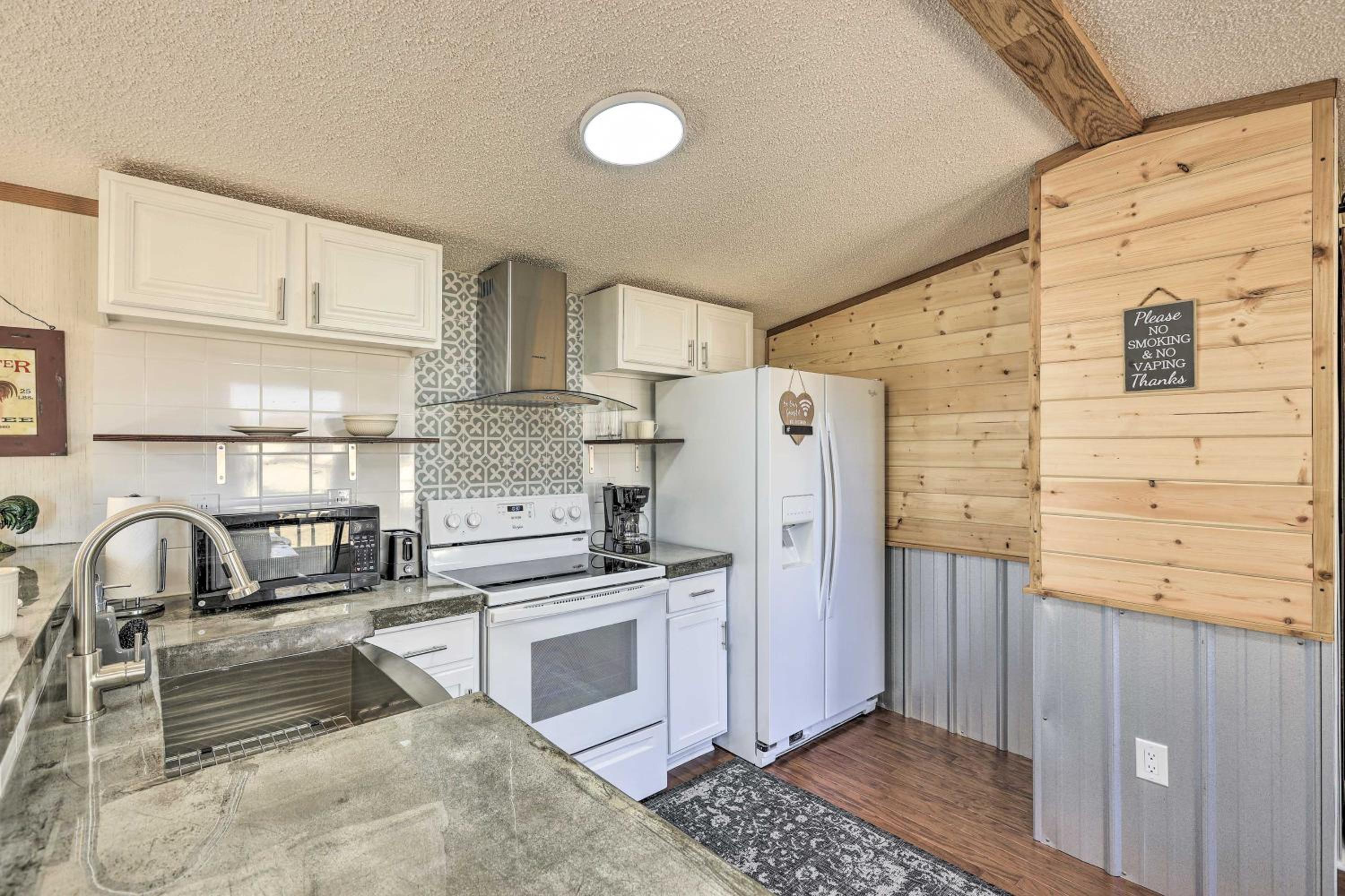 Two-Bedroom House photo 2