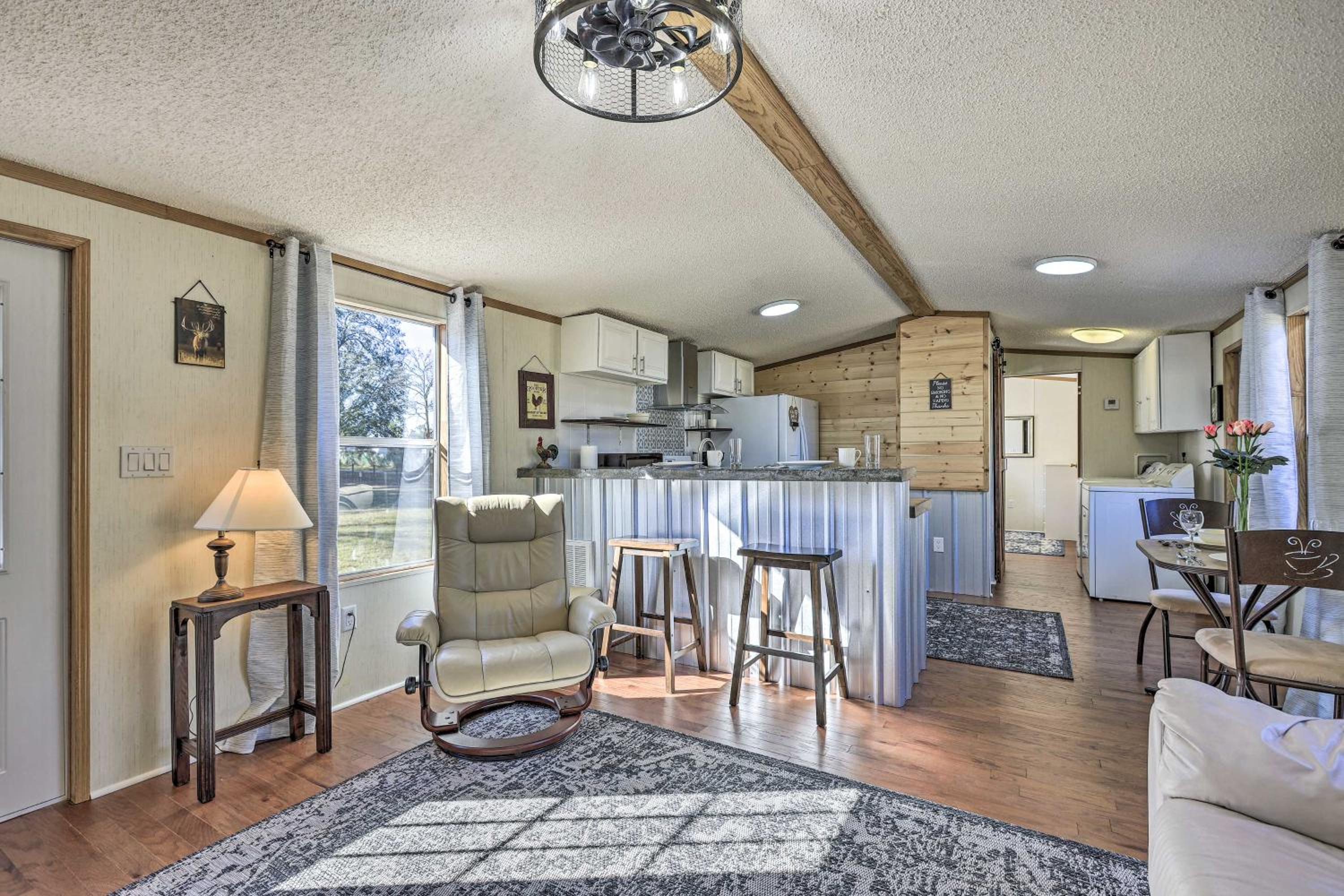 Two-Bedroom House photo 3