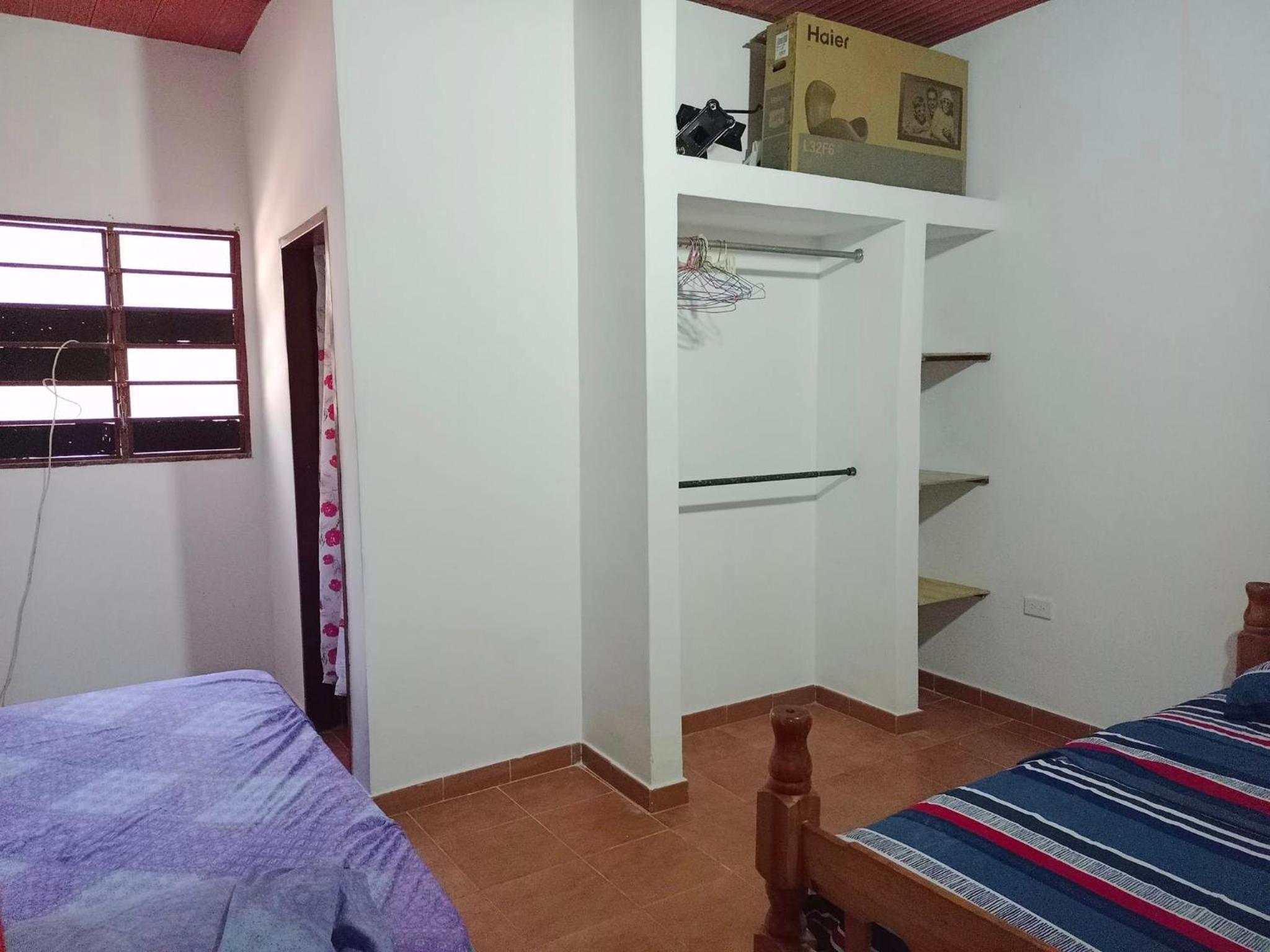 Quadruple Room with Private Bathroom photo 2
