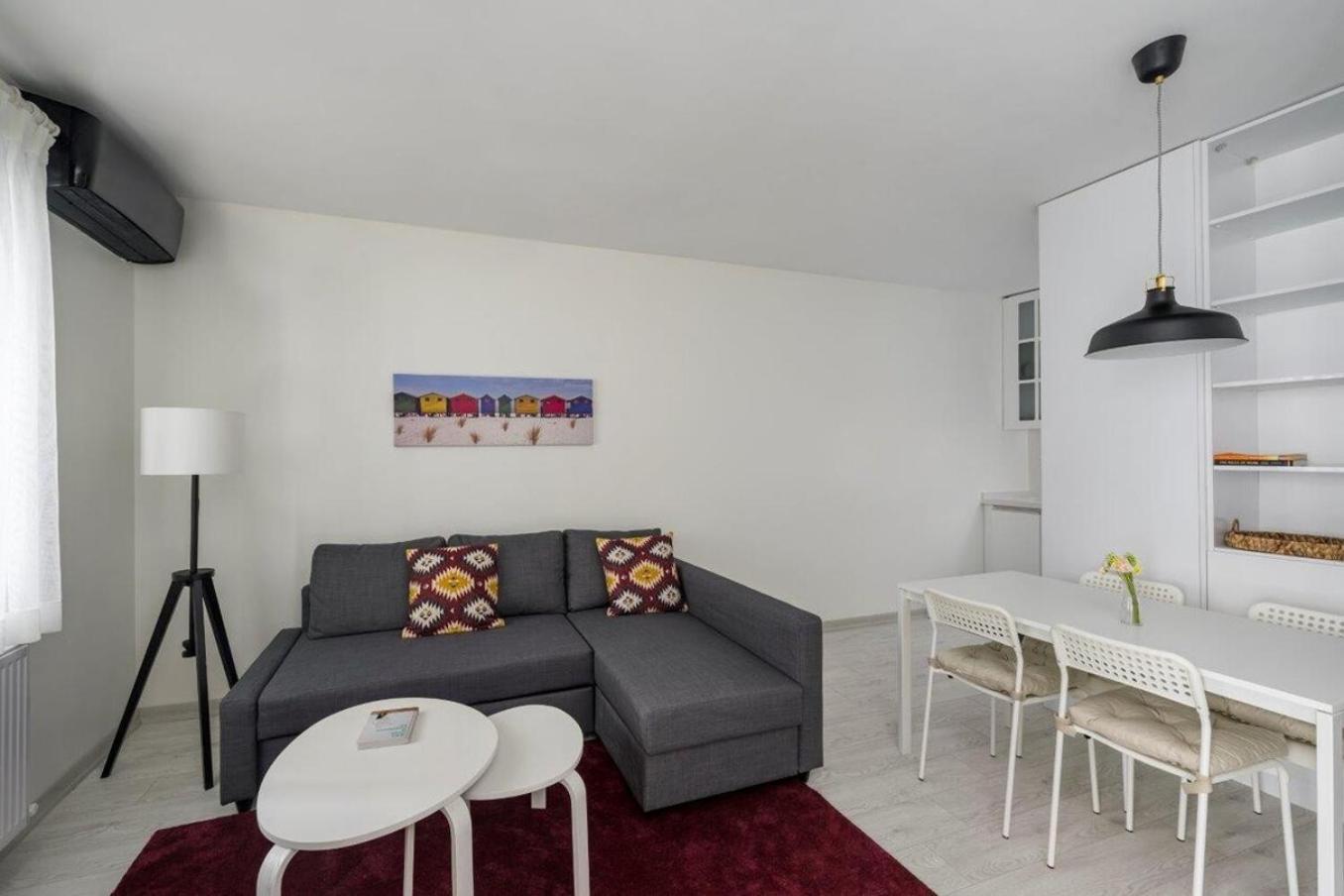 Two-Bedroom Apartment photo 2