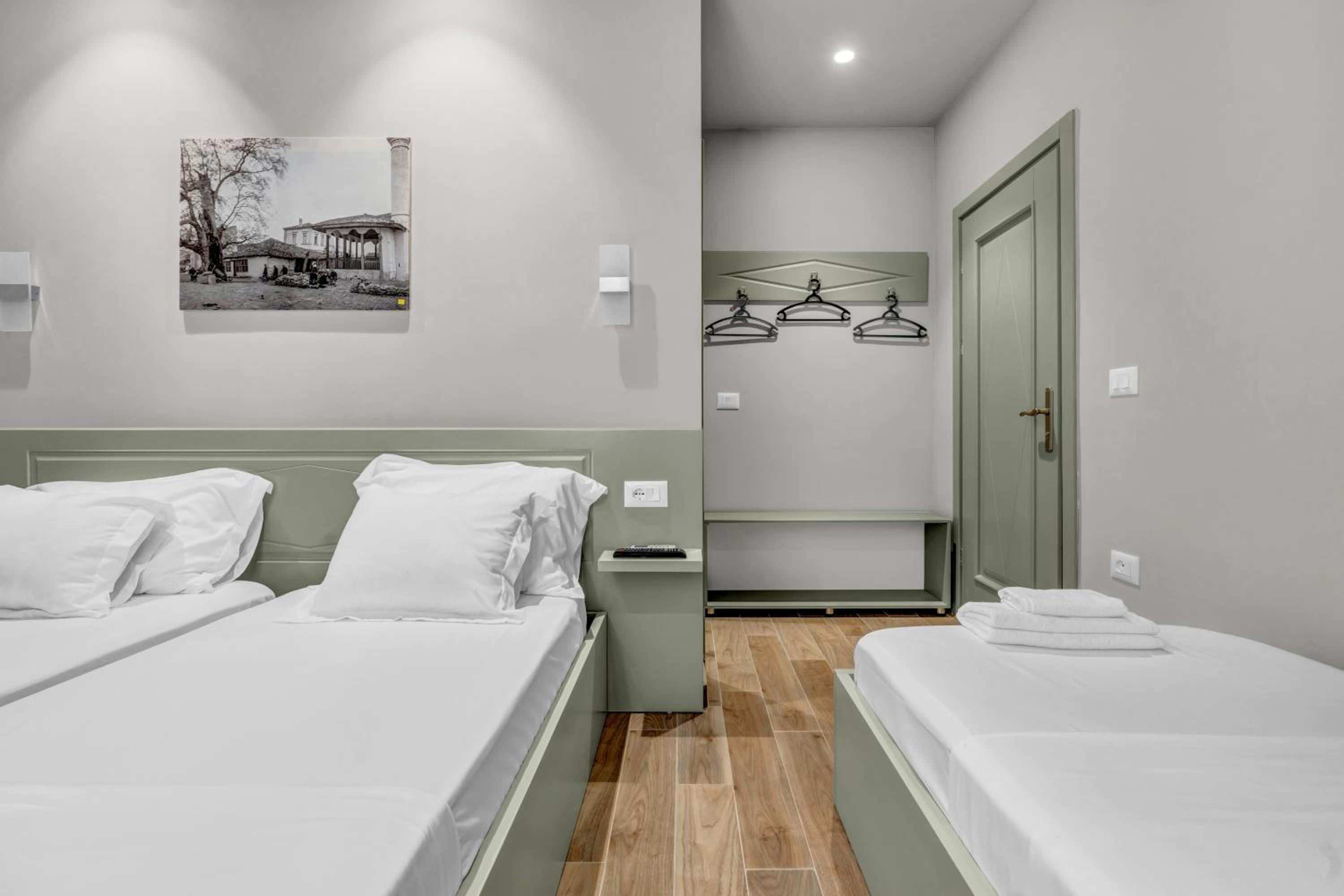 Classic Triple Room