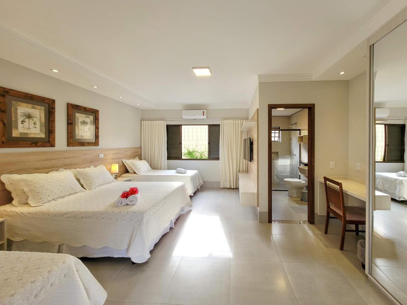 Deluxe Family Room