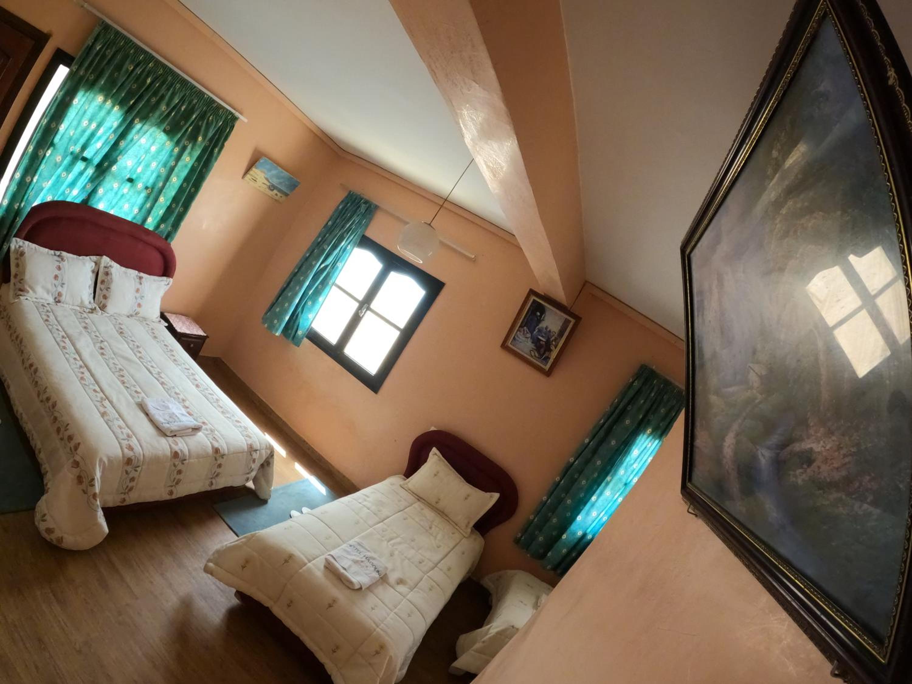 Triple Room with Sea View - Photo 2