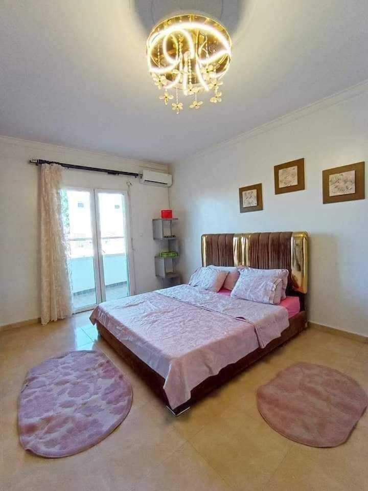 Two-Bedroom Apartment photo 2