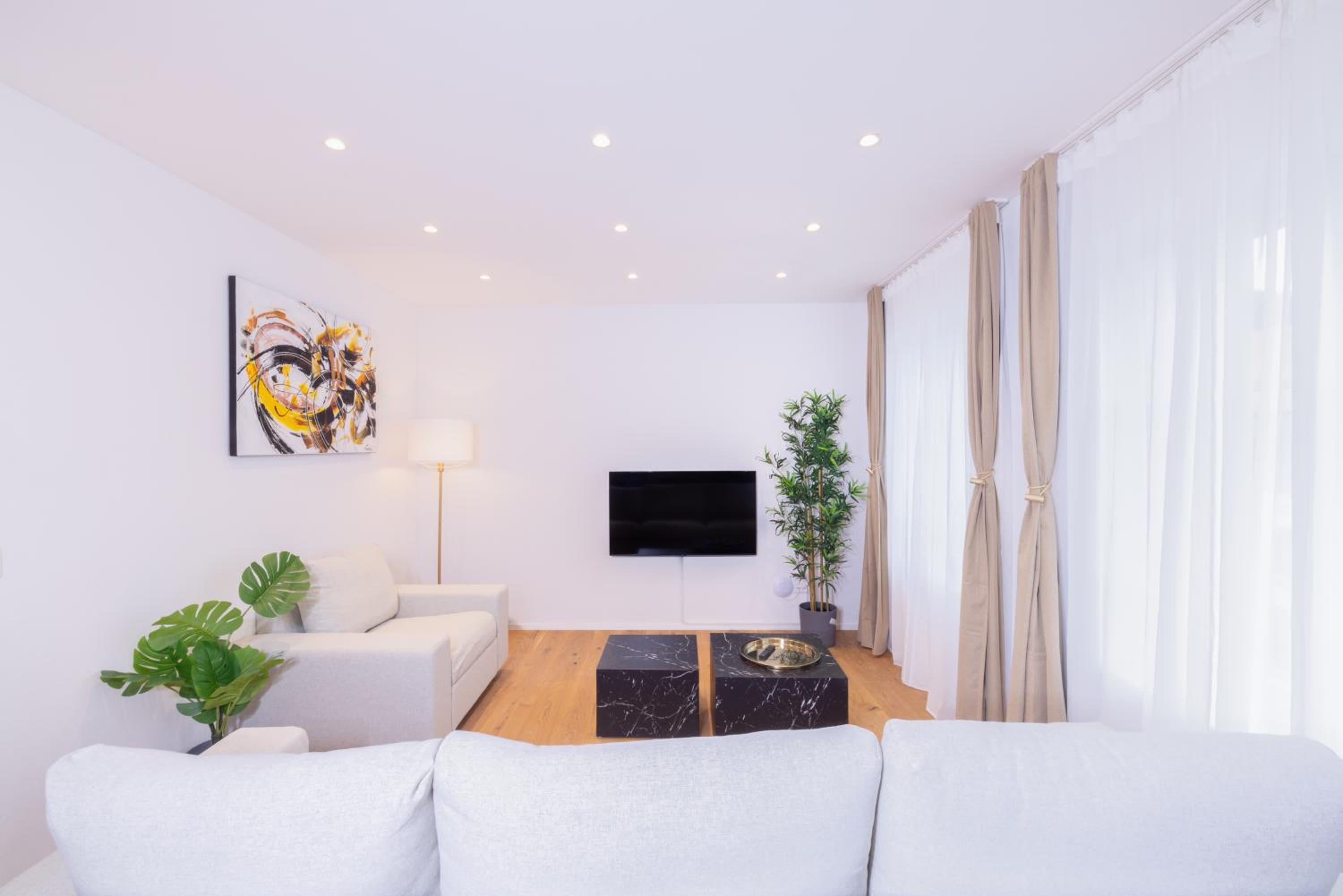 Superior Apartment With Balcony photo 3