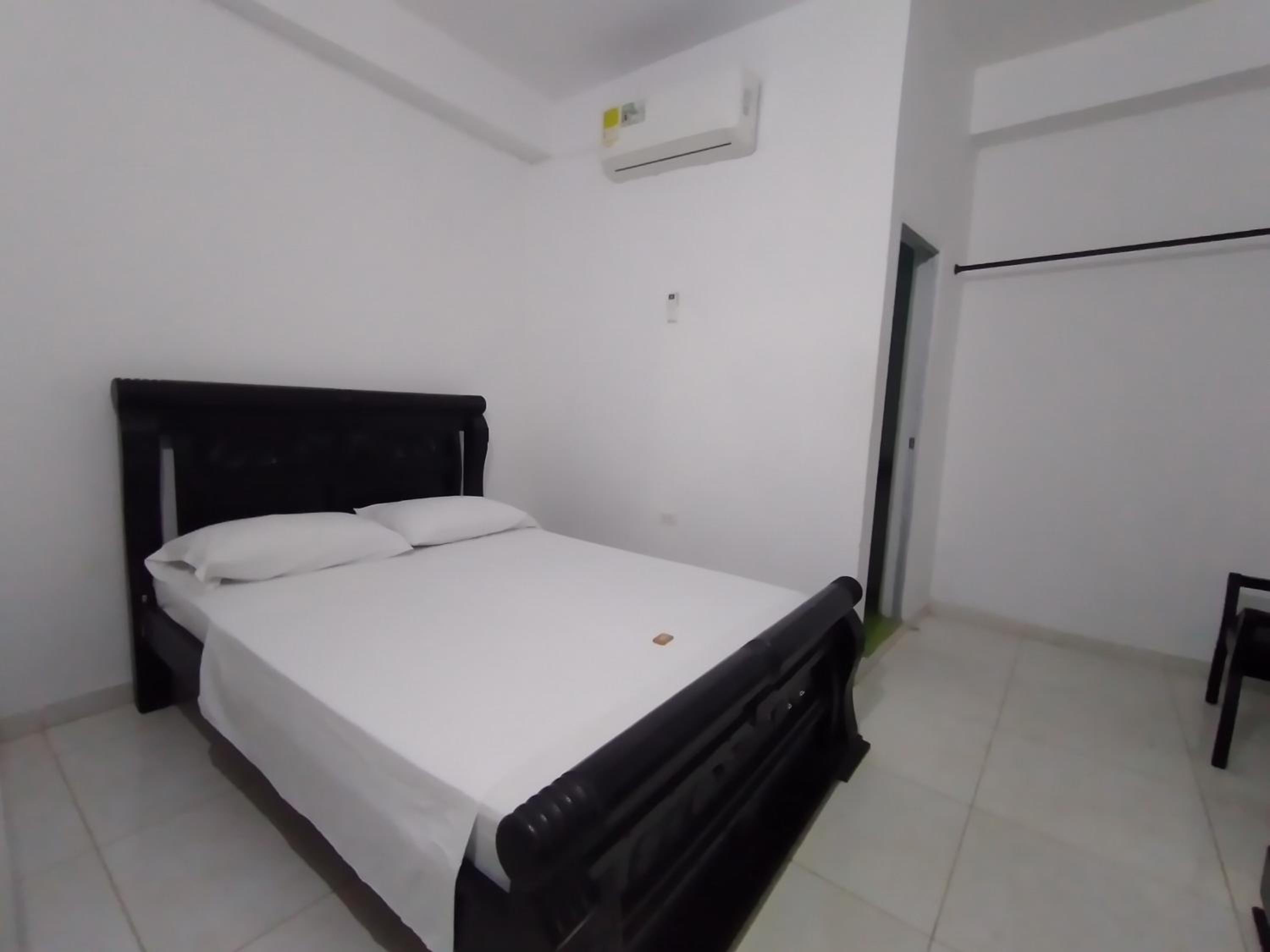Double Room With Private Bathroom photo 3
