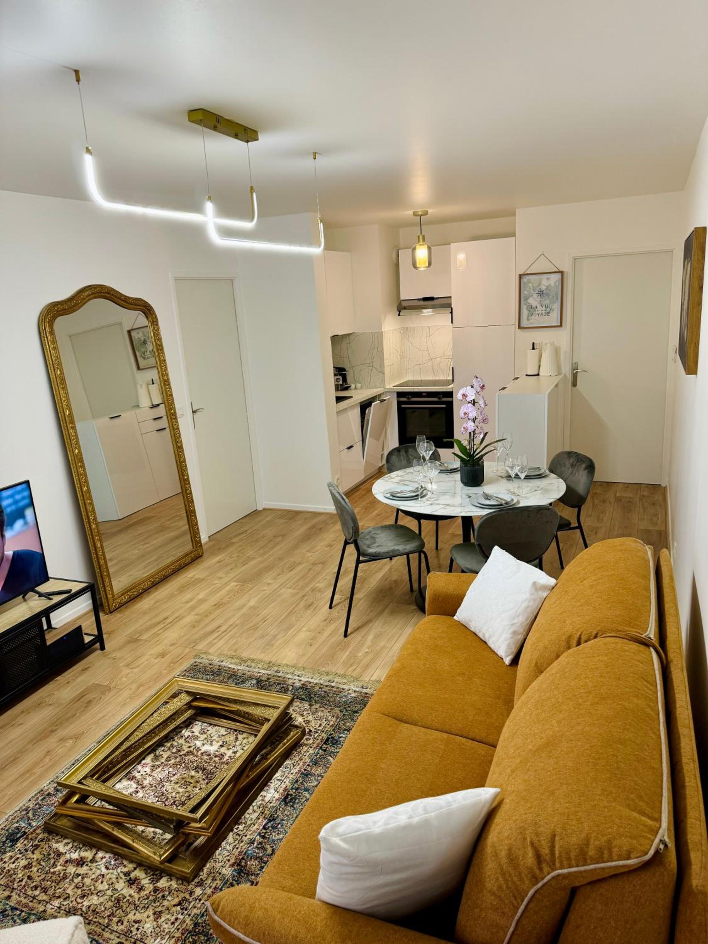 One-Bedroom Apartment