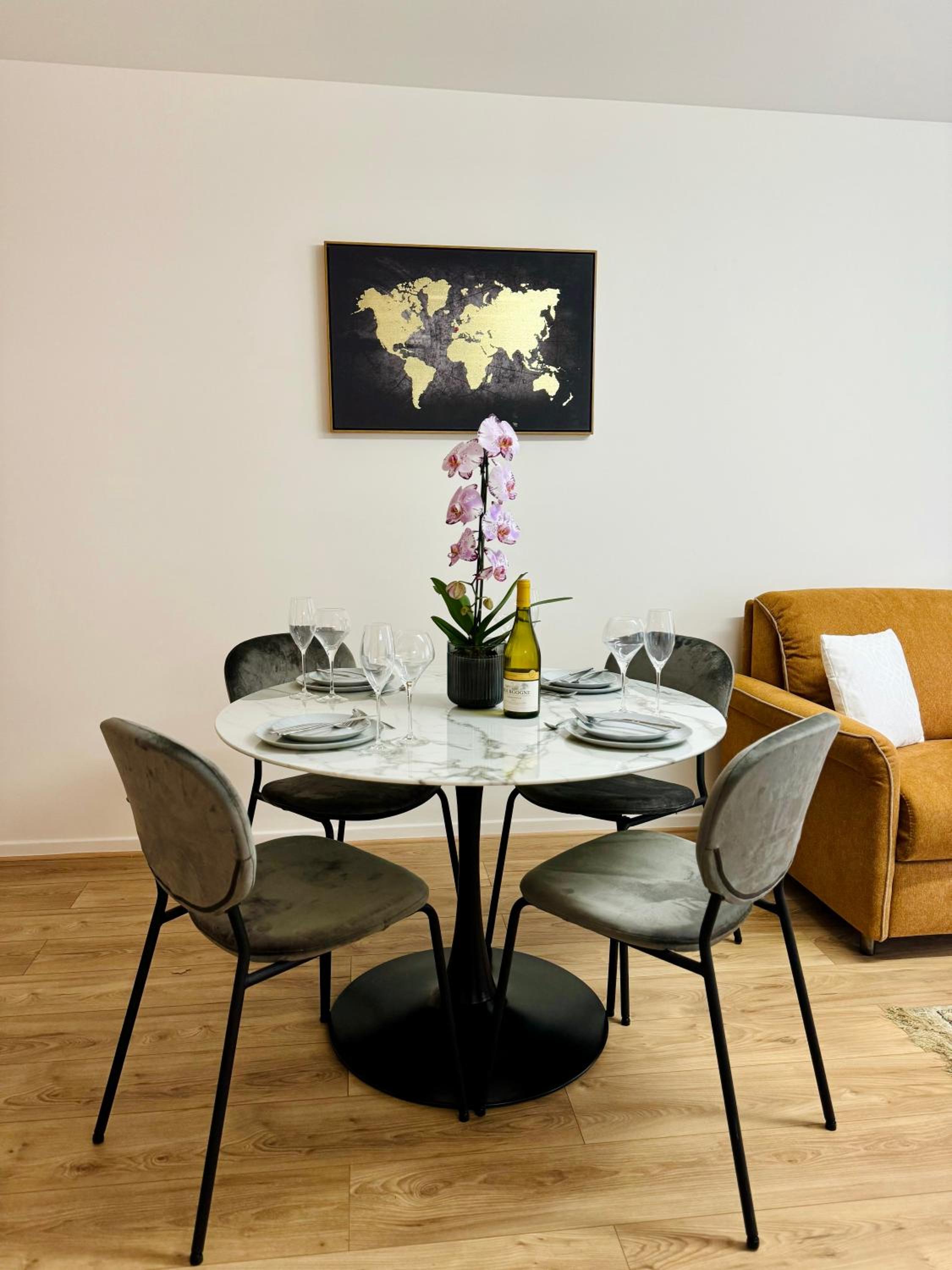 One-Bedroom Apartment