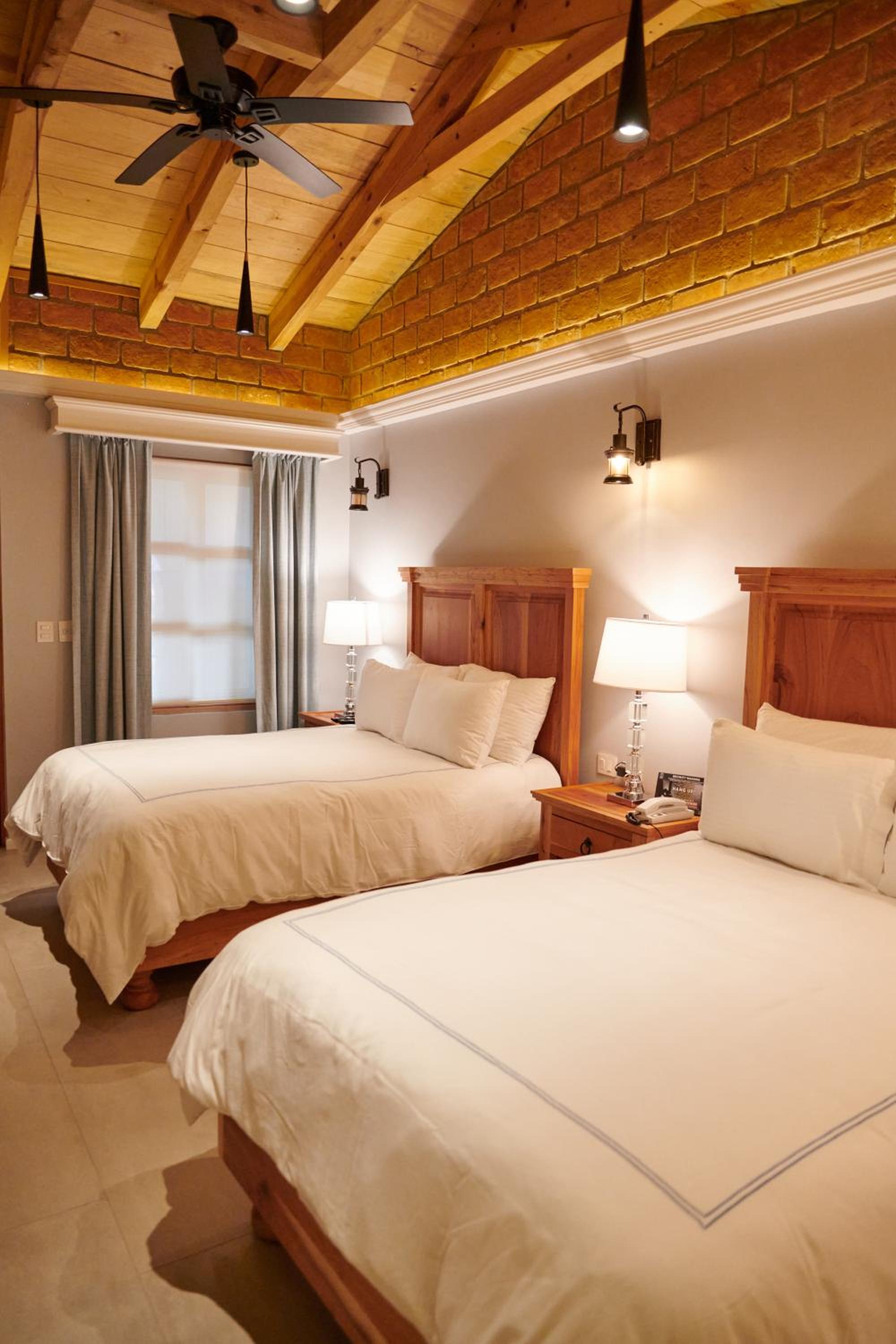 Standard Quadruple Room - Photo 7