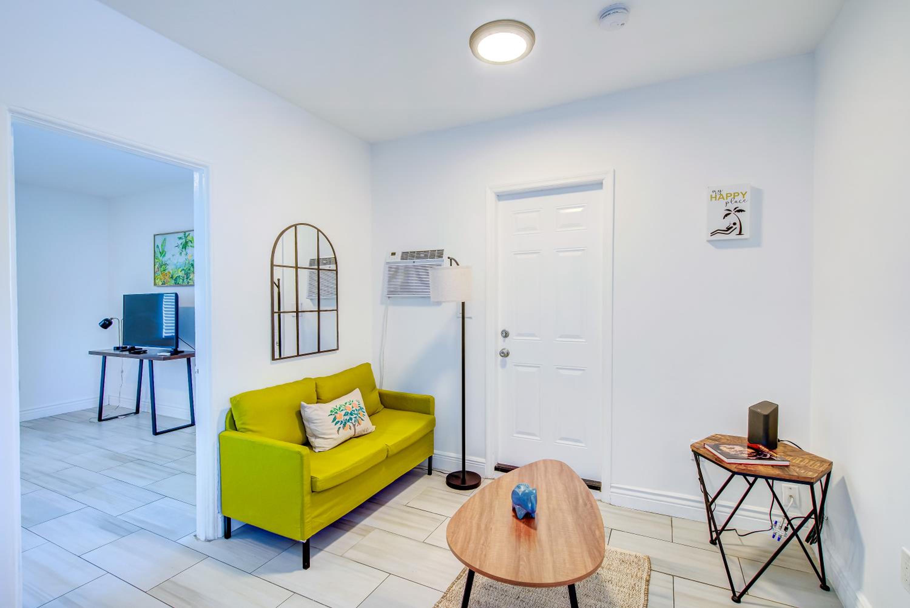 Apartment - Ground Floor photo 2