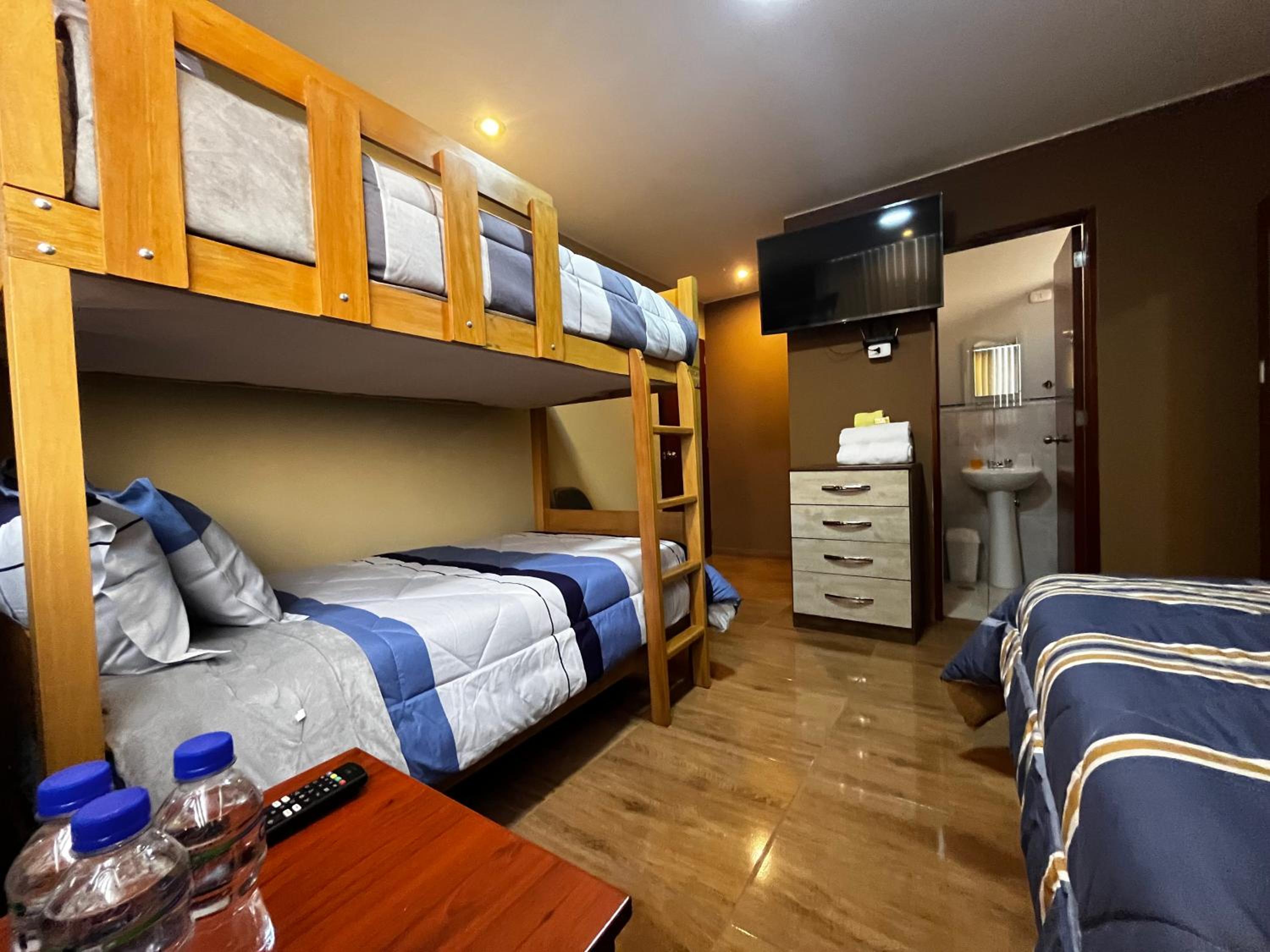 Classic Triple Room photo 3