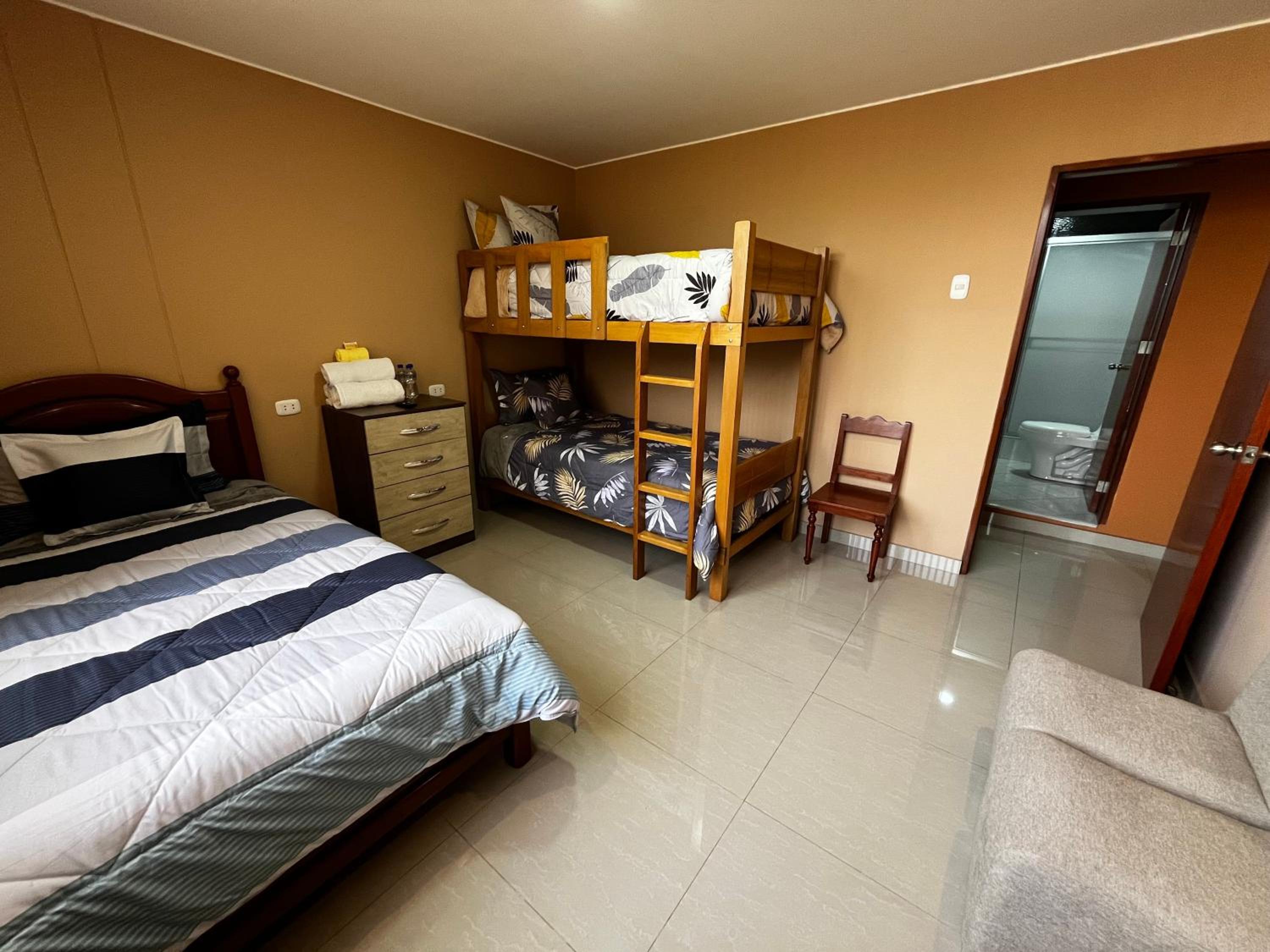 Triple Room with Shared Bathroom photo 3