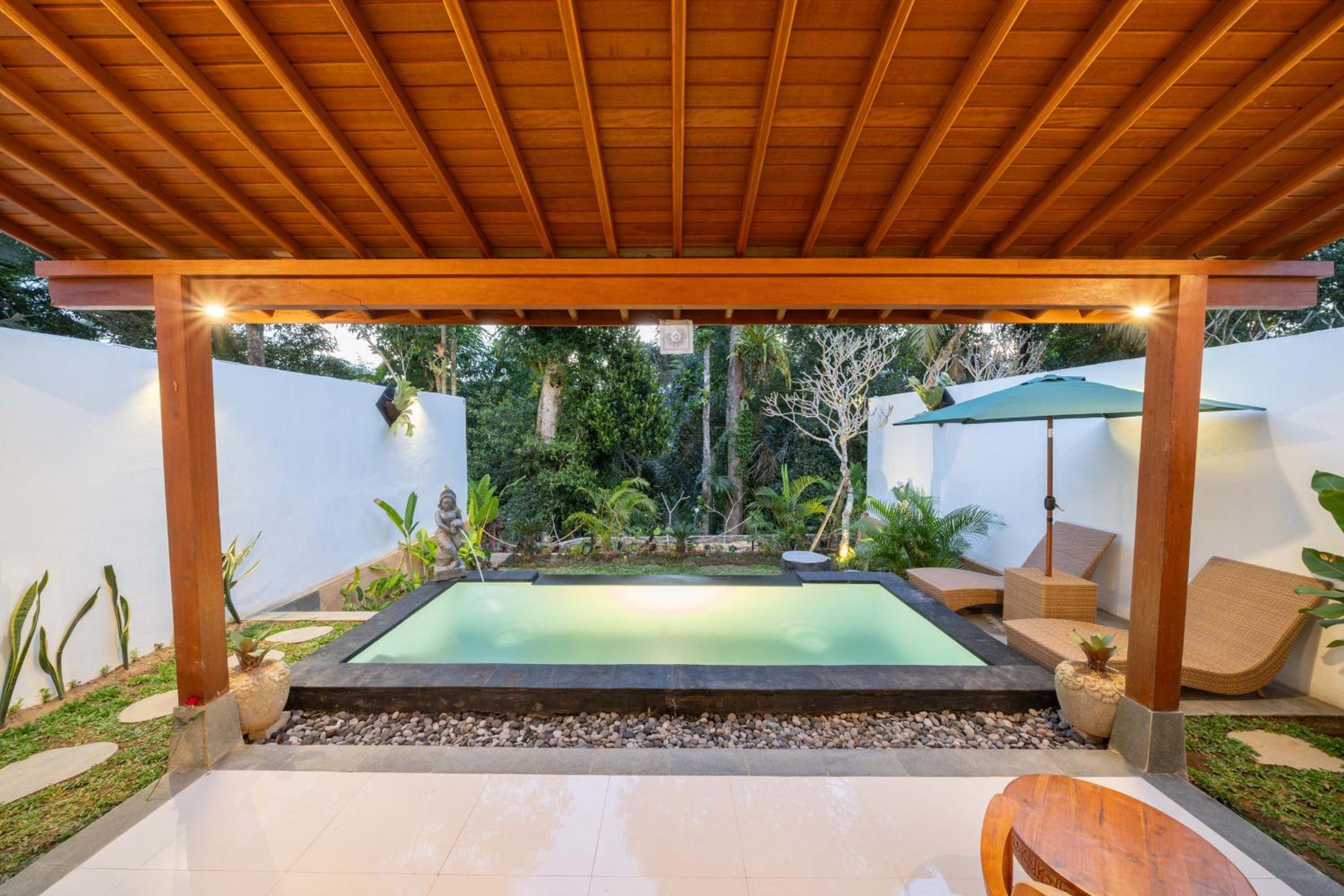 One Bedroom Pool Villa with Jungle View - Photo 19