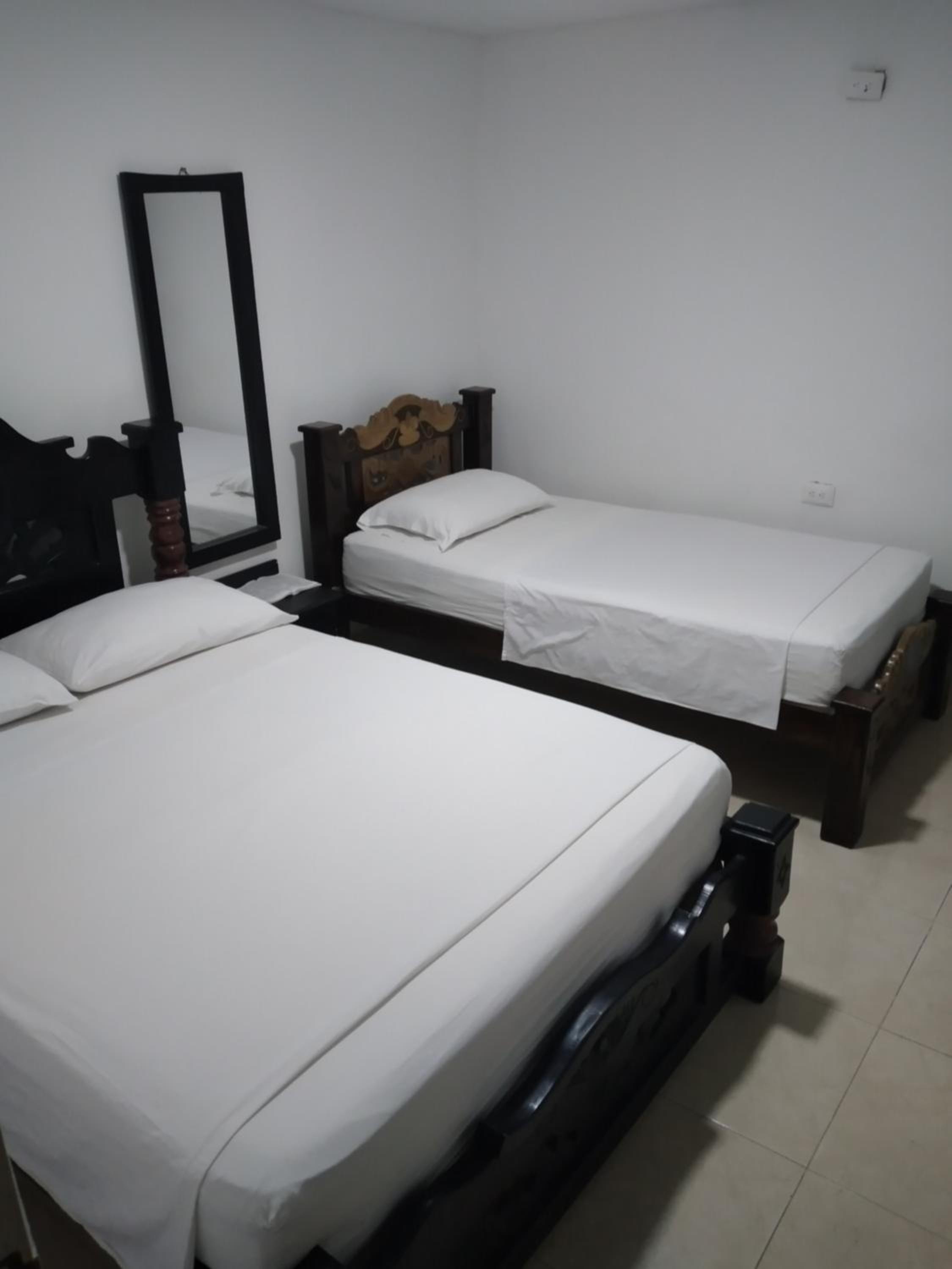 Deluxe Double Room (2 Adults + 1 Child) photo 1