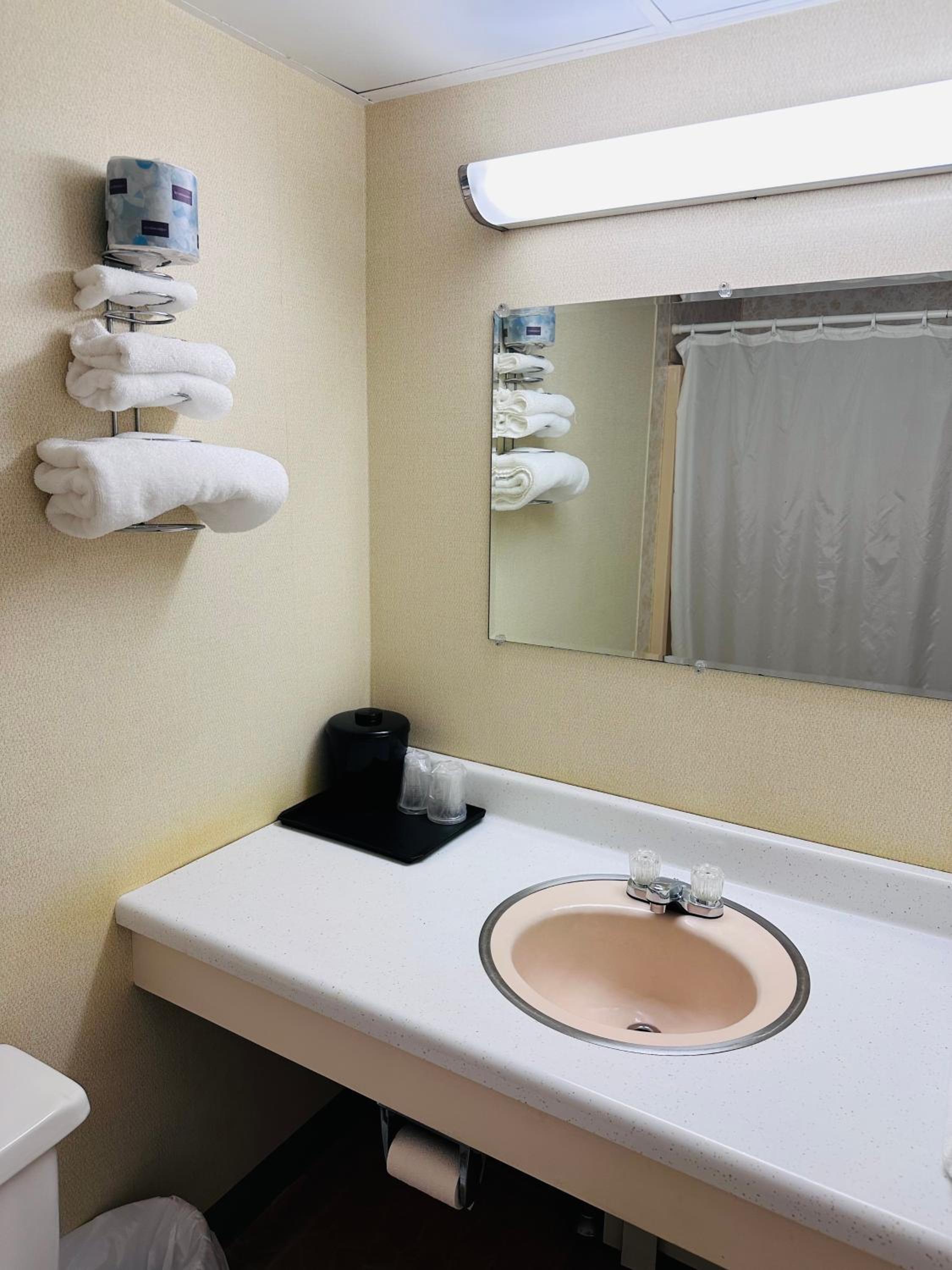 Standard Double Room - Photo 3