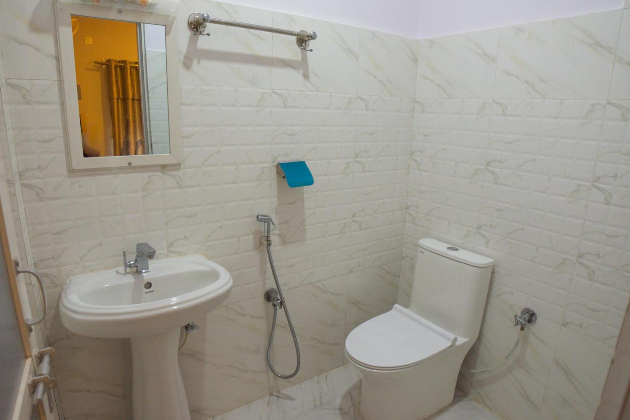 Double Room with Private Bathroom photo 3