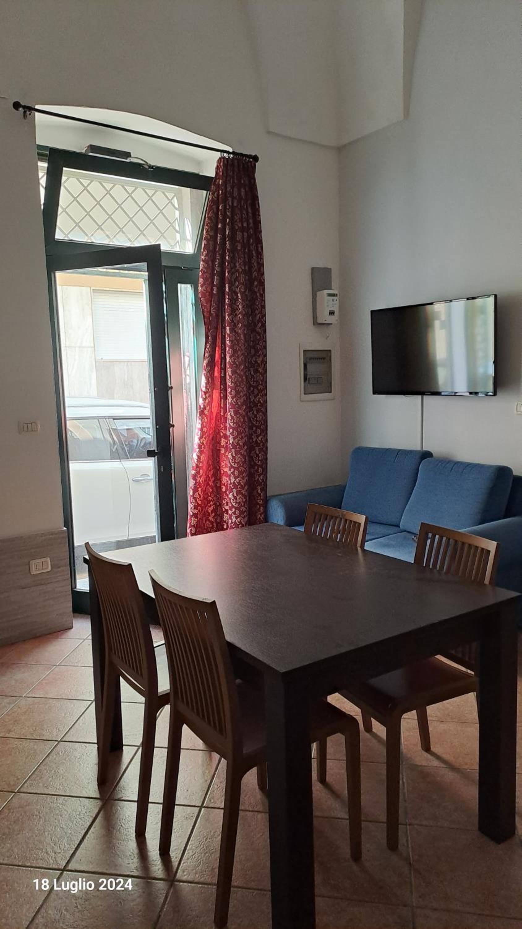 Apartment - Ground Floor photo 2
