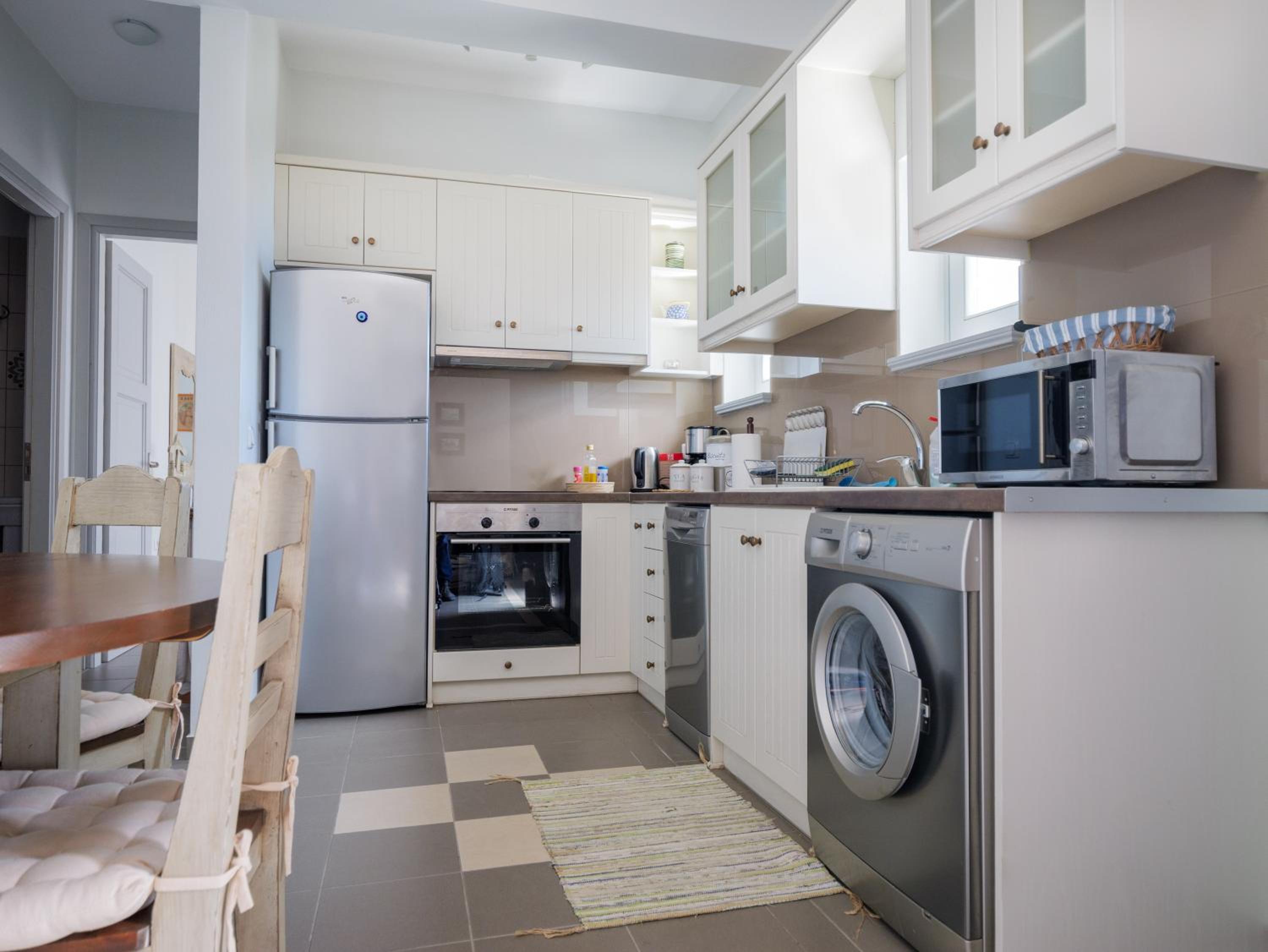 One Bedroom Apartment with Sea View photo 3
