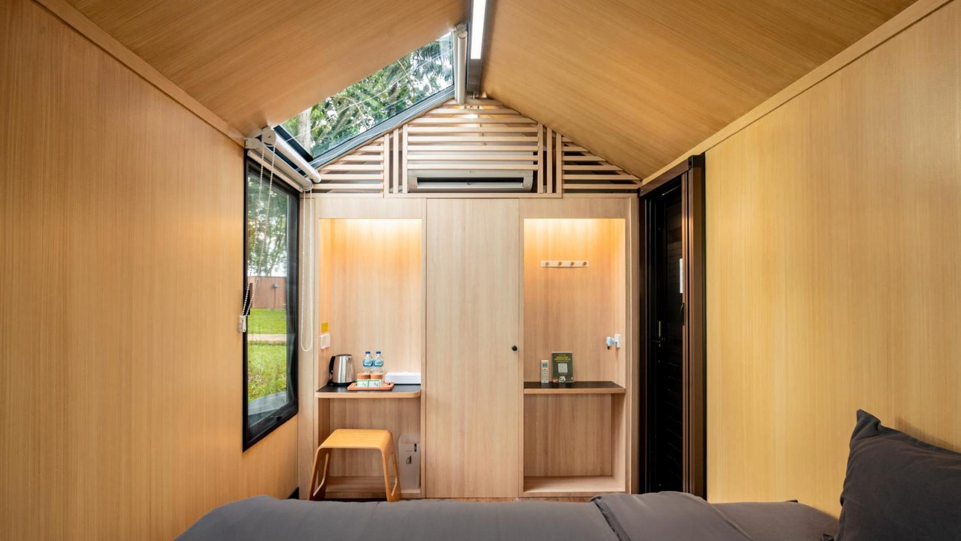 Deluxe Cabin - Photo 13