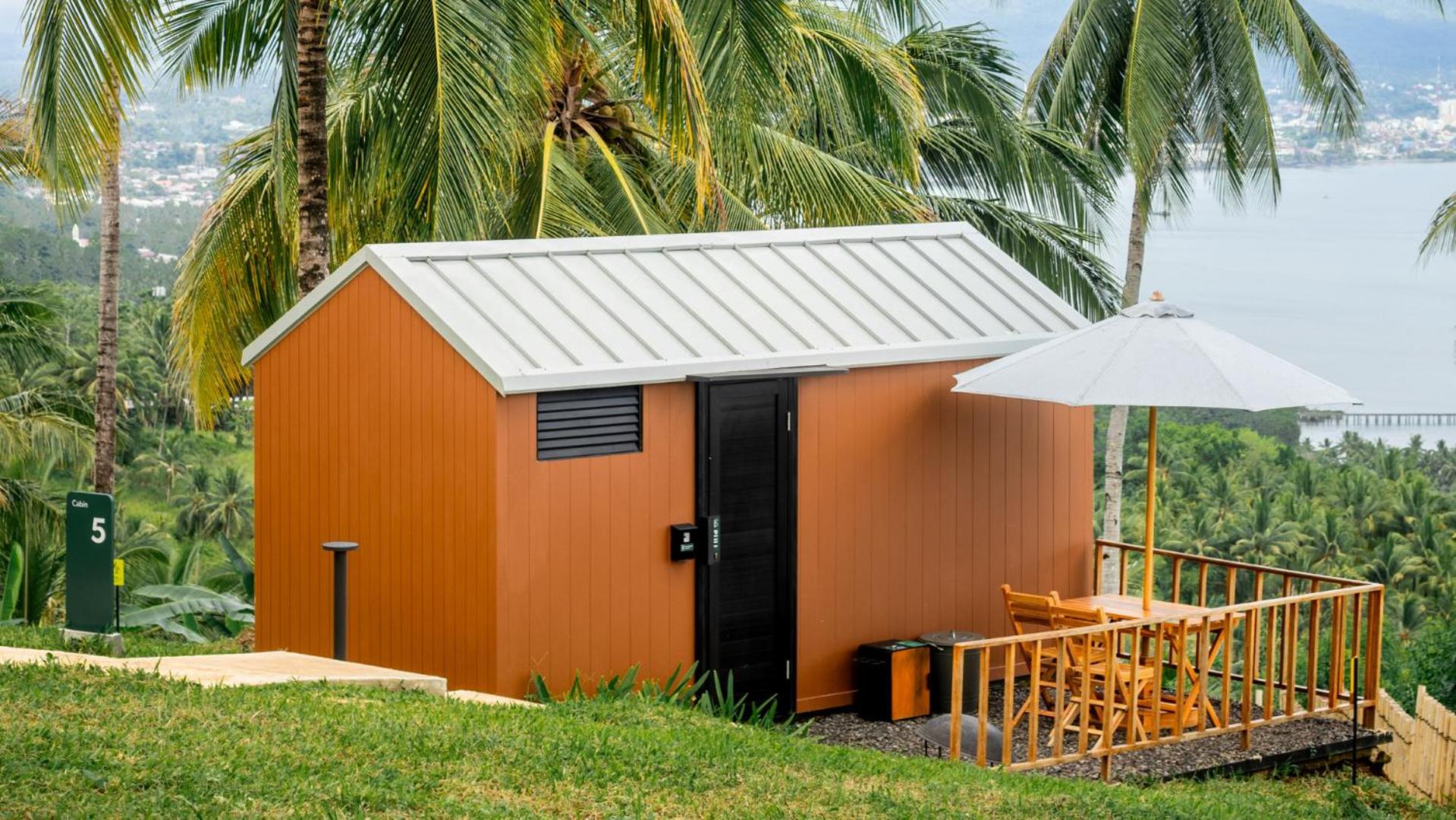 Deluxe Cabin - Photo 2