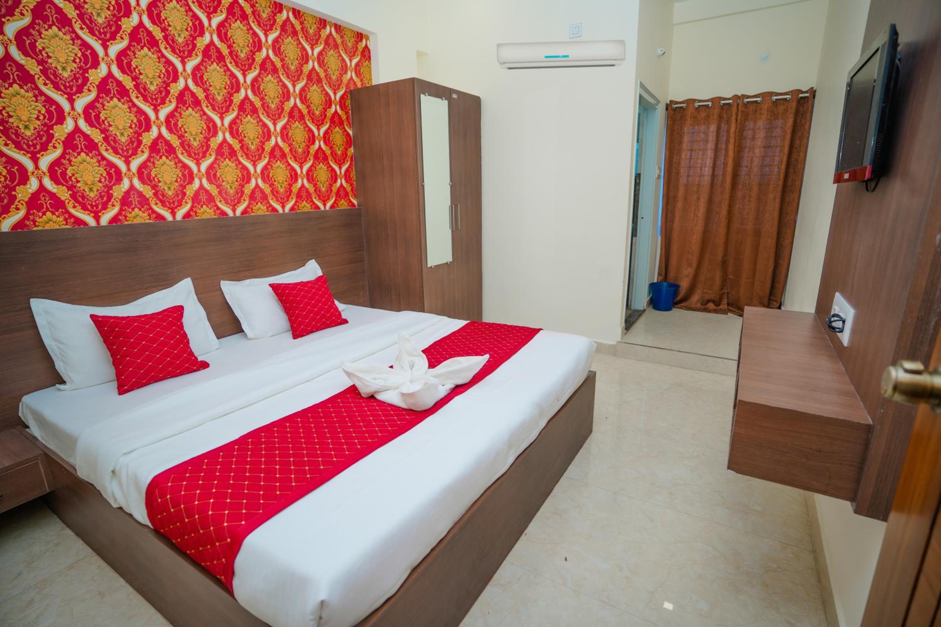 Deluxe Double Room photo 3