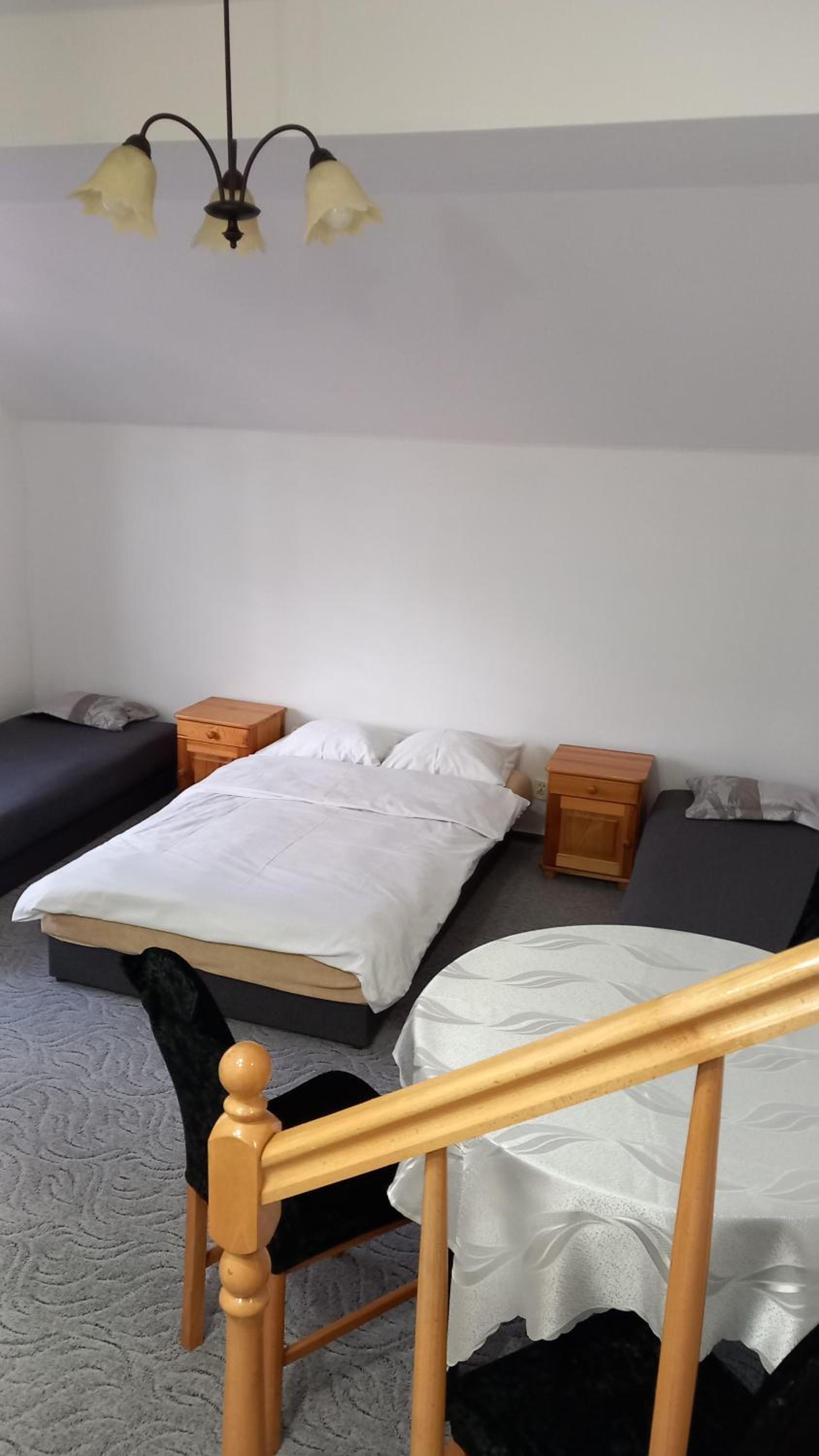Standard Double Room with Bathroom - Photo 5