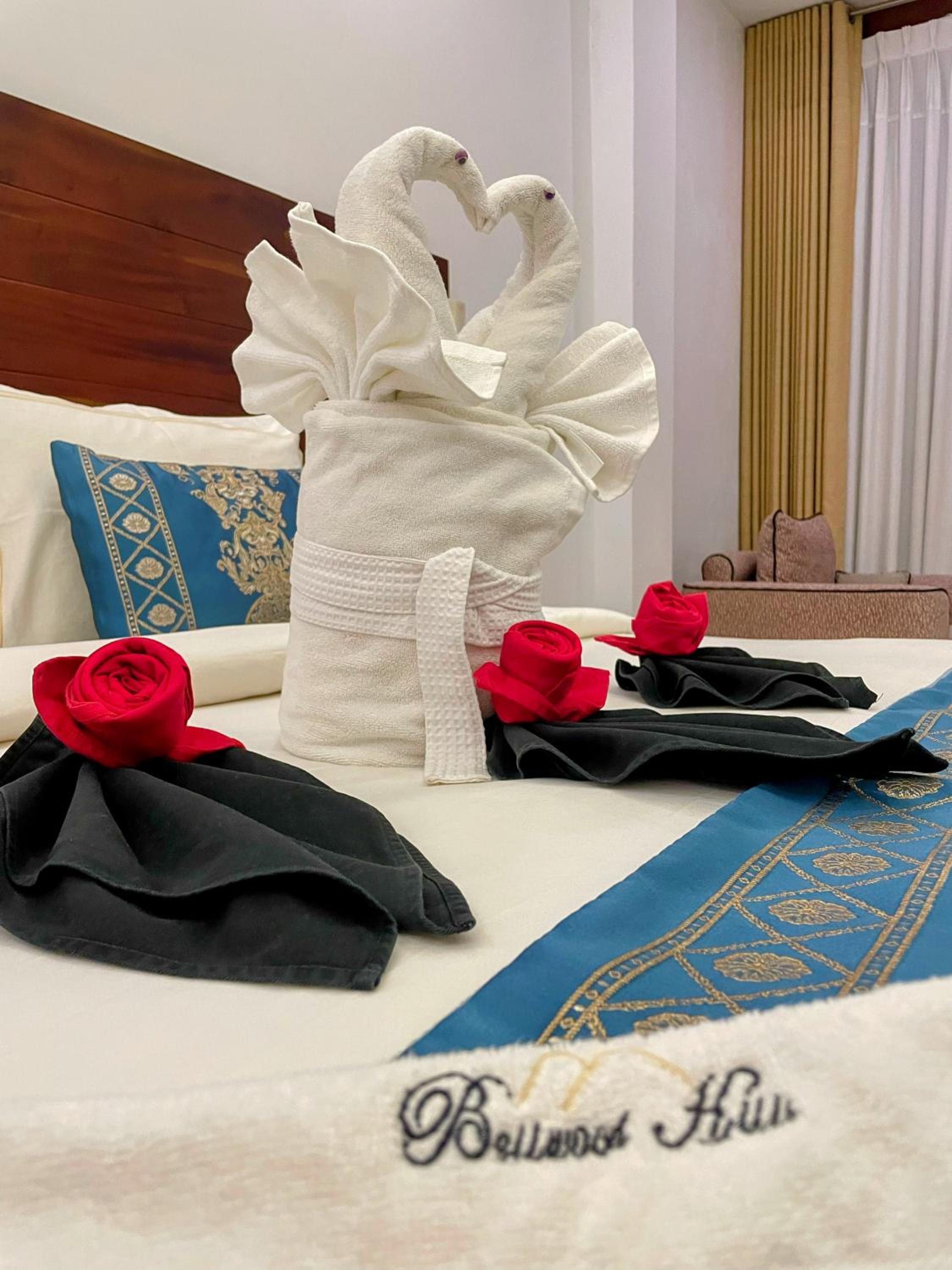 Superior King Room - Photo 4