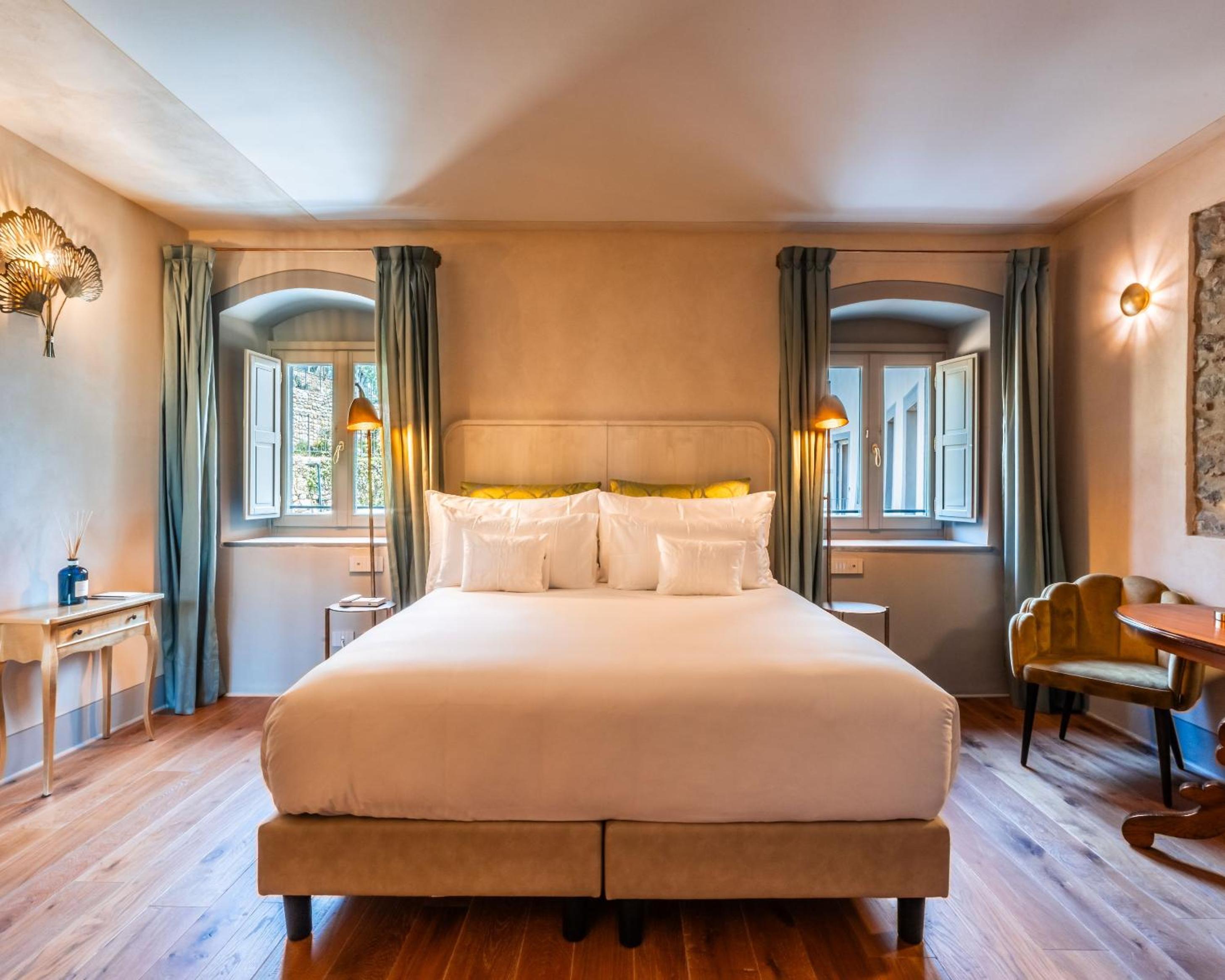 Deluxe Double or Twin Room - Photo 1