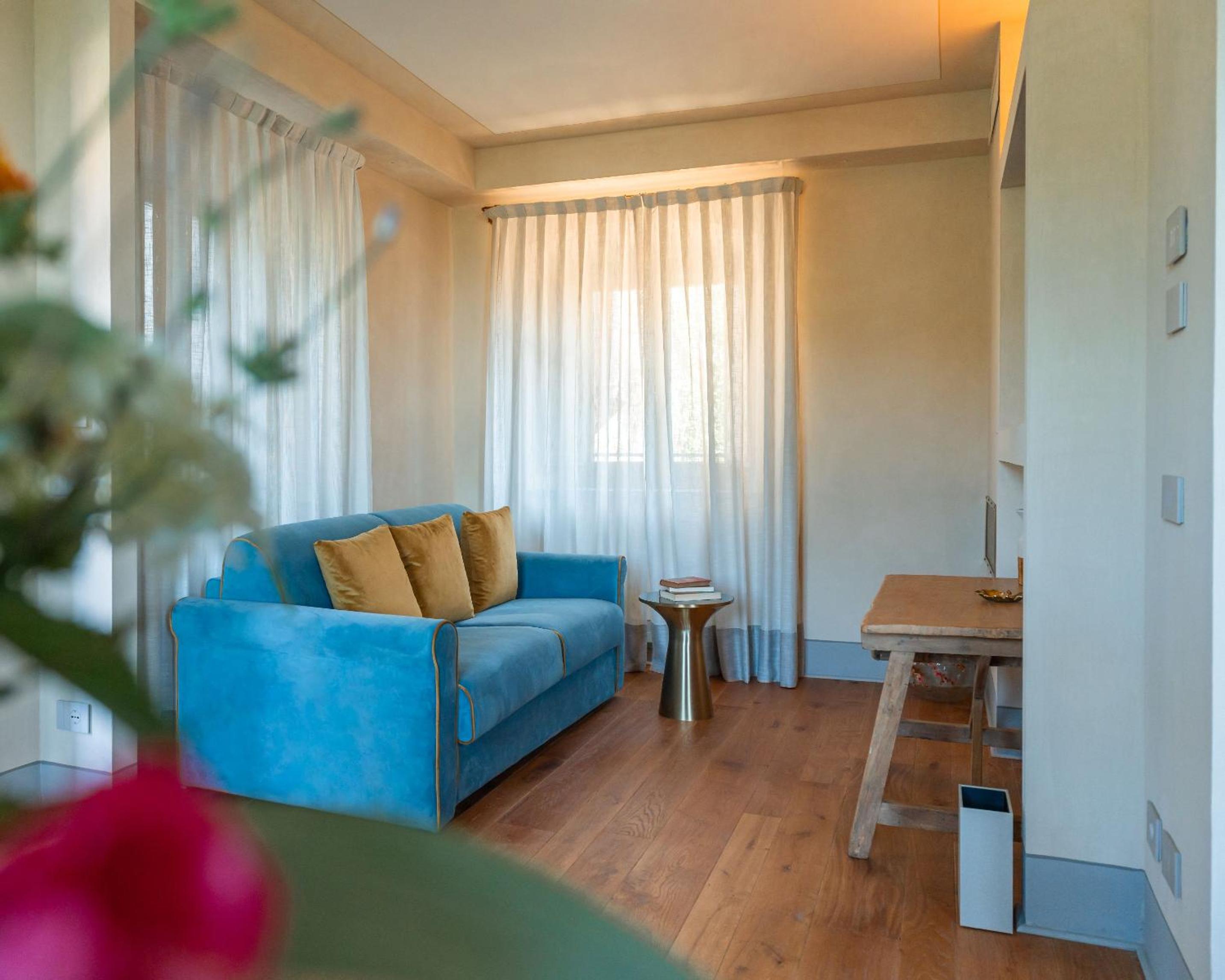 Junior Suite - Photo 13