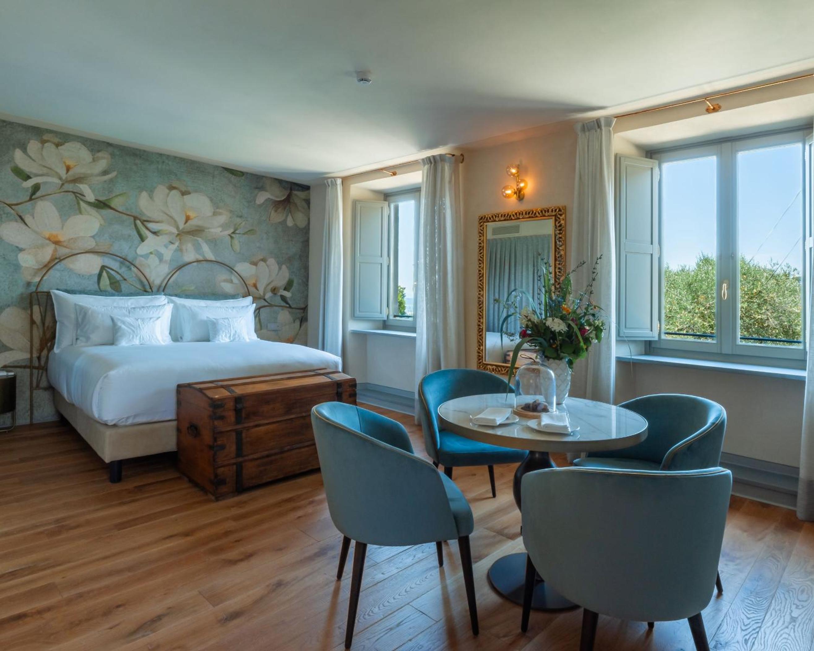 Junior Suite - Photo 11