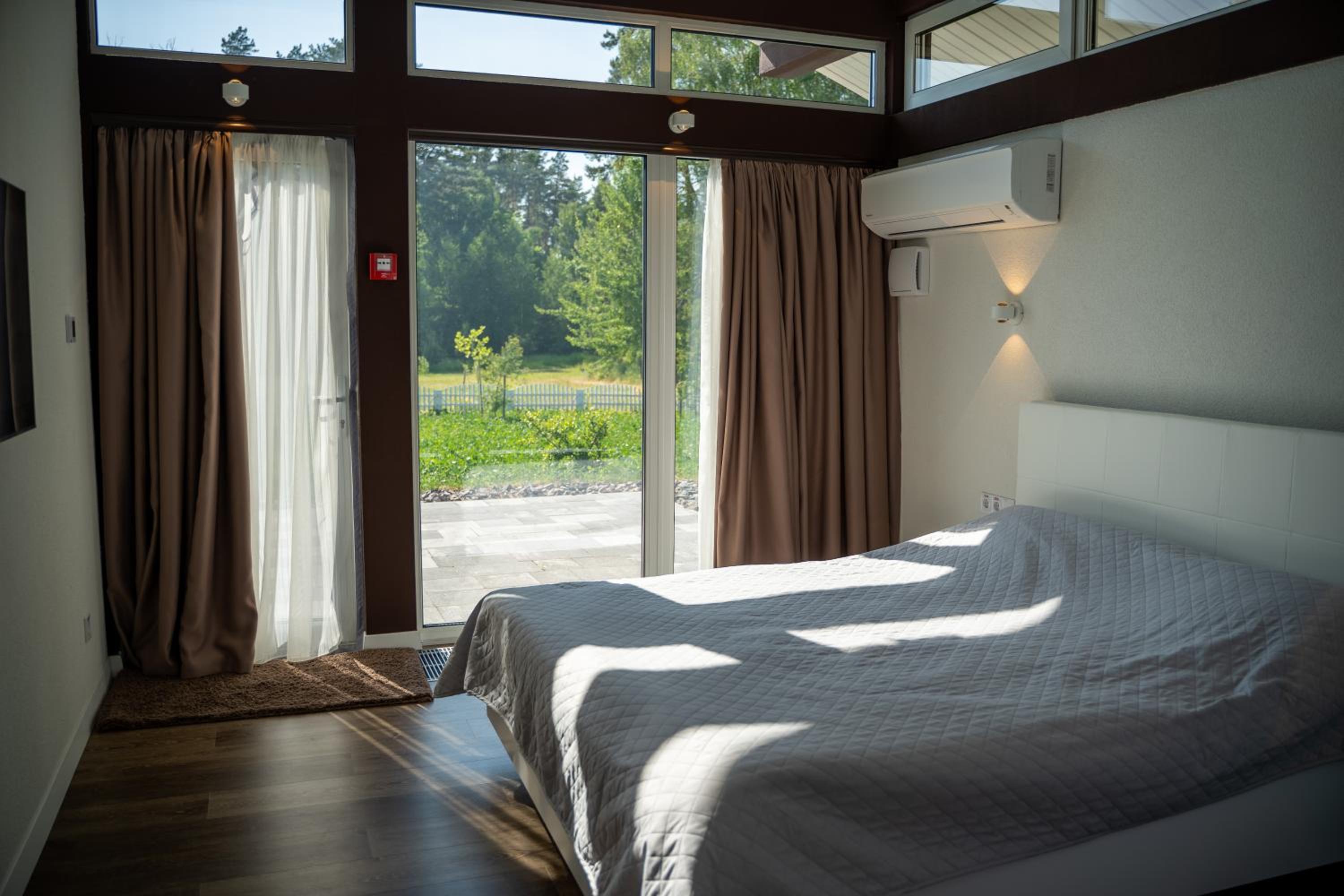 Superior Villa photo 1