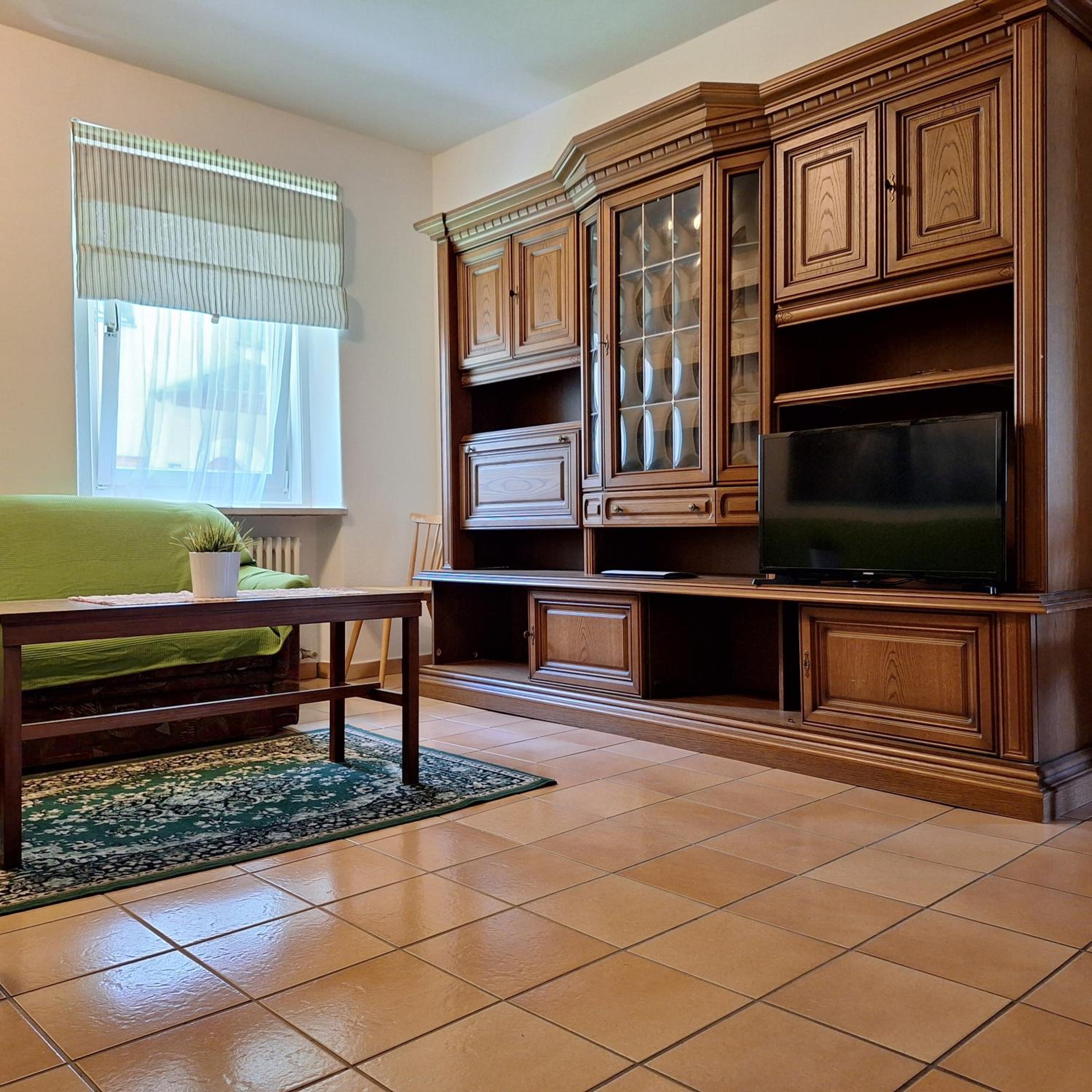 Two-Bedroom Apartment with Garden View photo 2