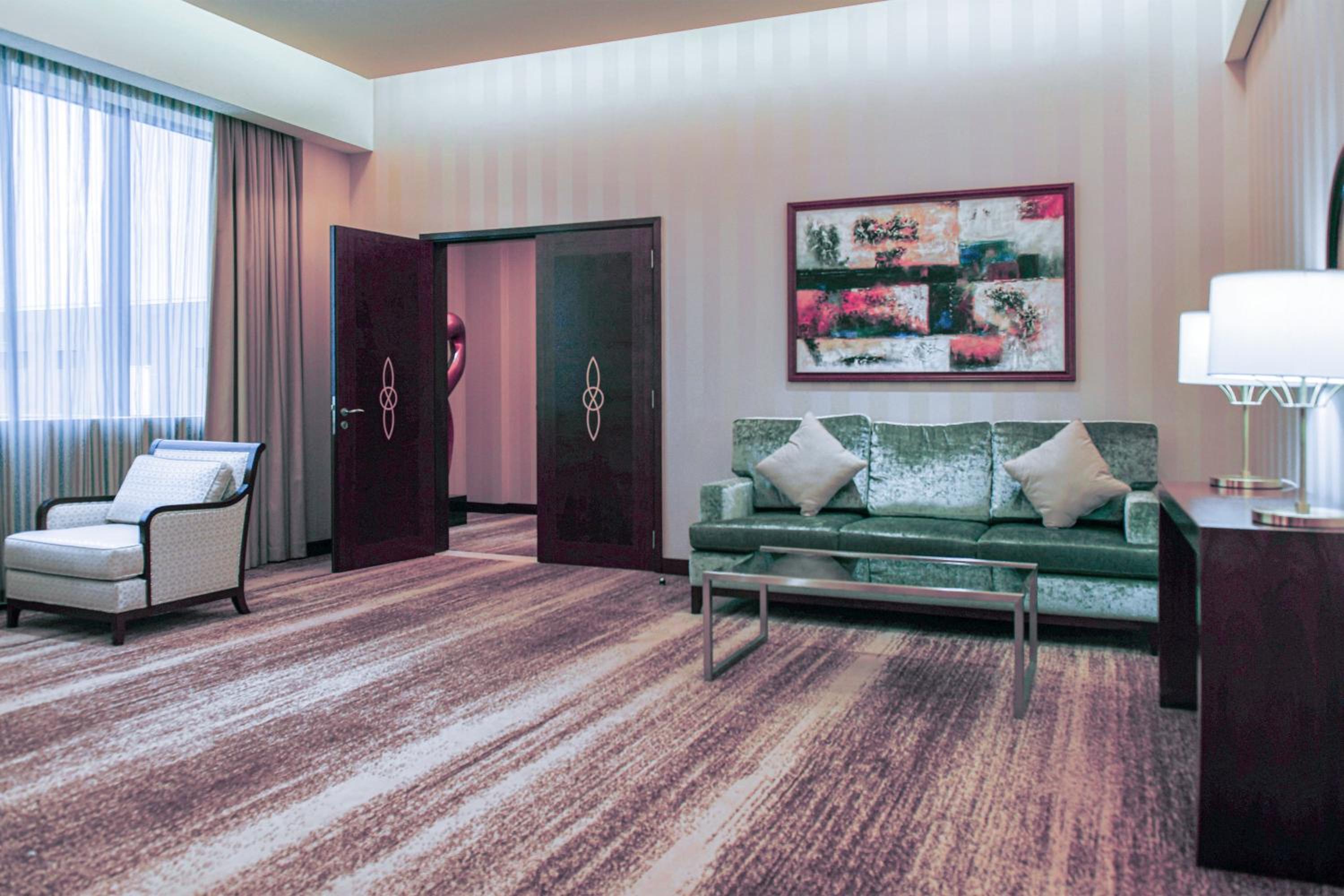 Bridal Suite thumbnail 5