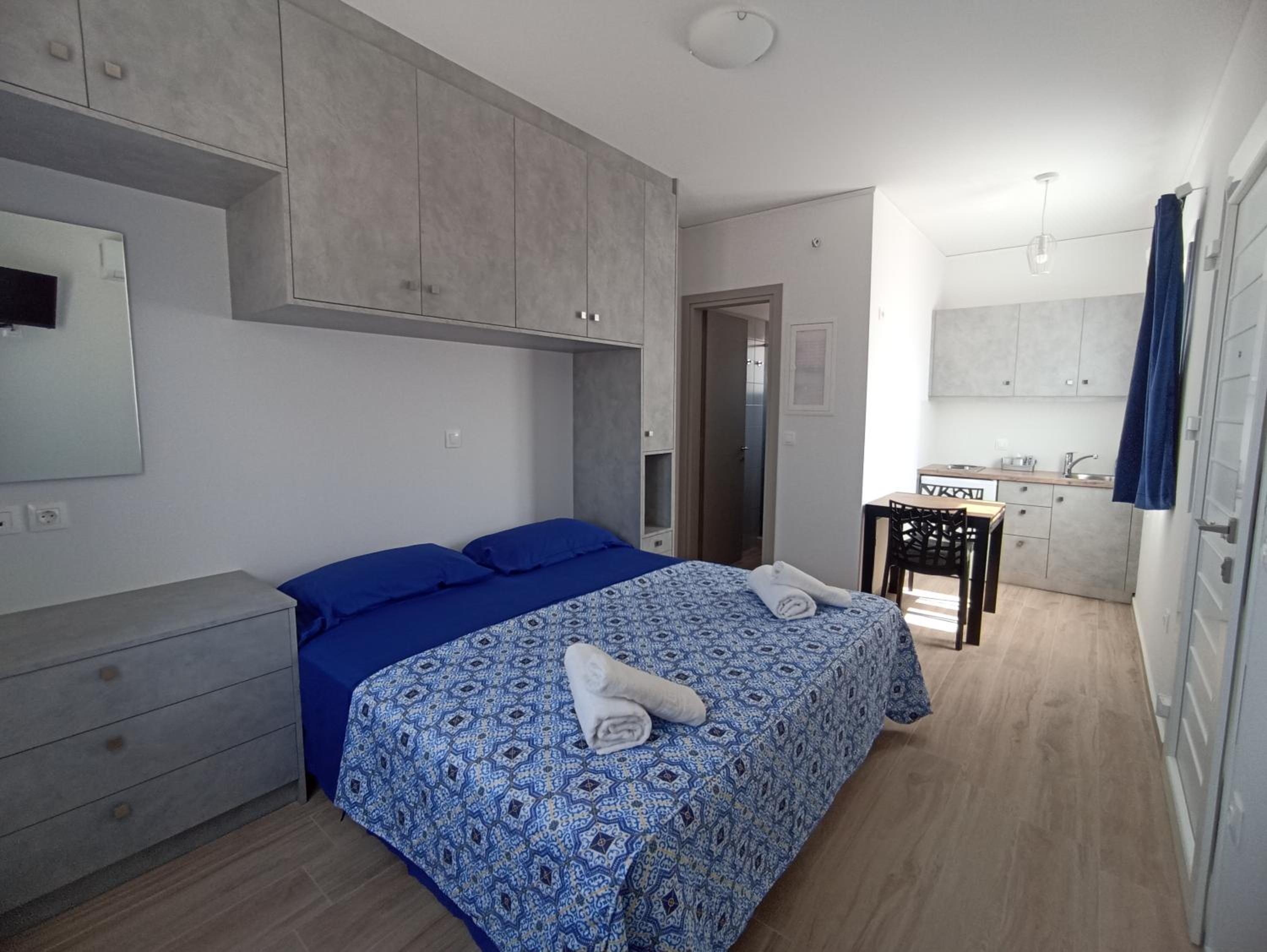 Studio with Sea View