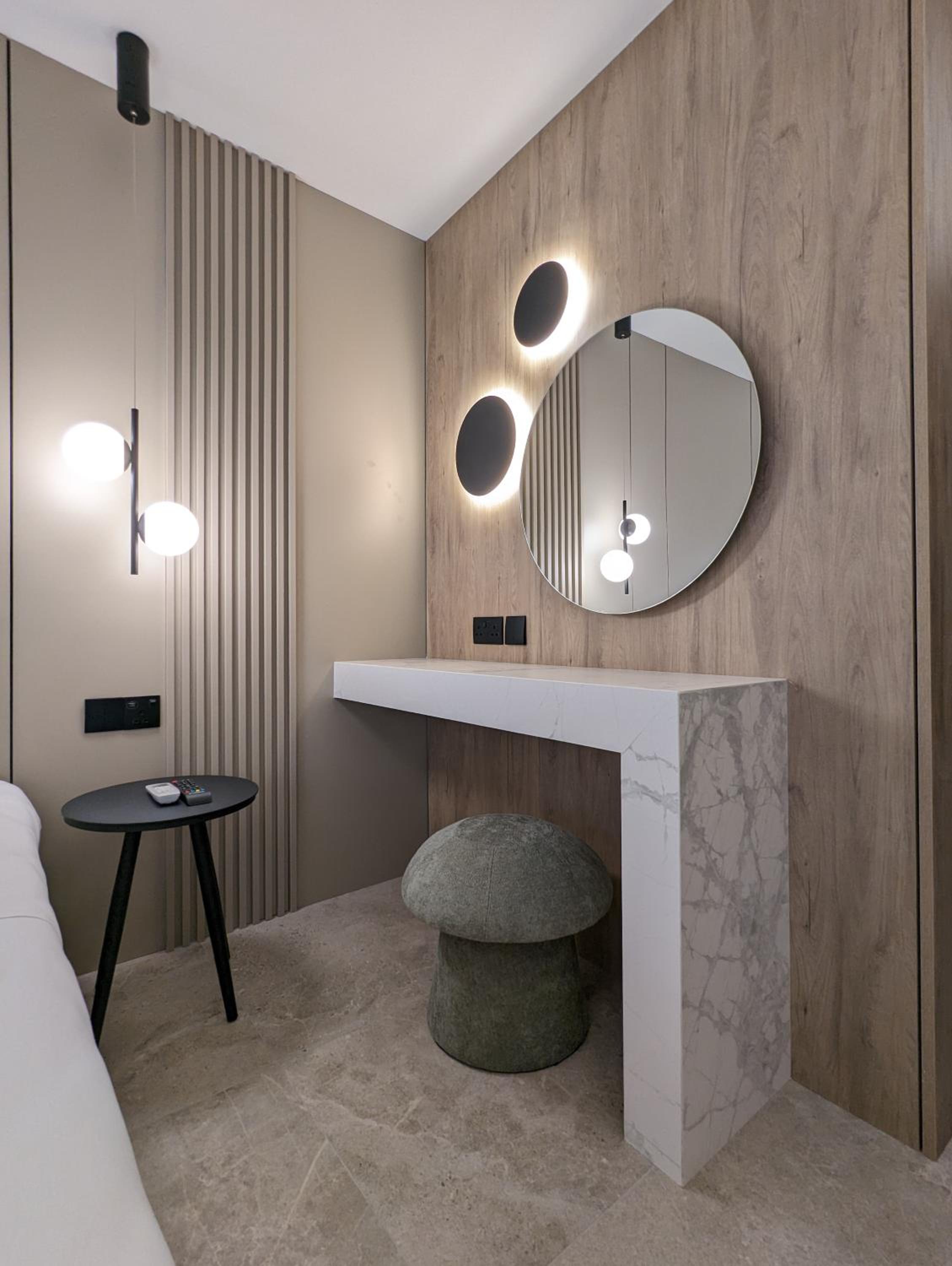Deluxe Double or Twin Room photo 3