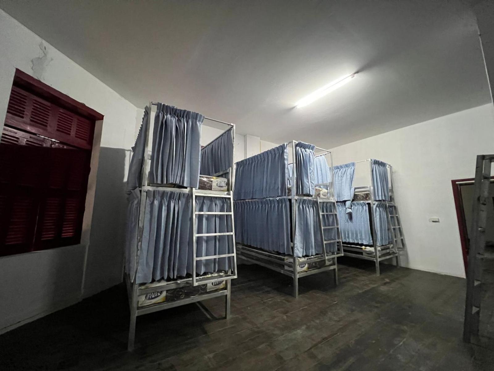 Bed In 6-Bed Mixed Dormitory Room photo 2