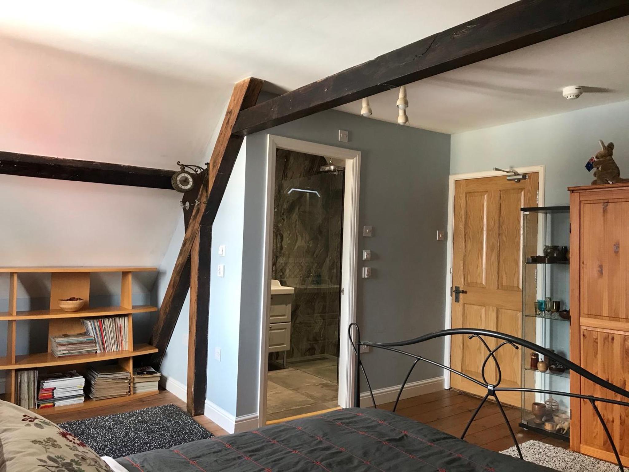 Triple Room with Private Bathroom - Photo 1