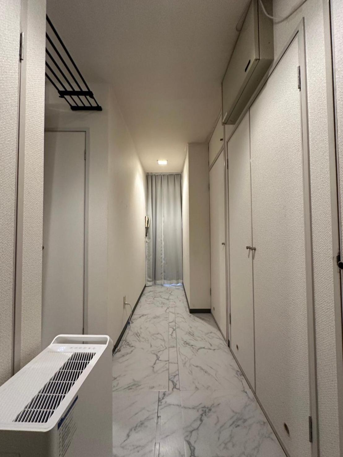 Economy Triple Room photo 3