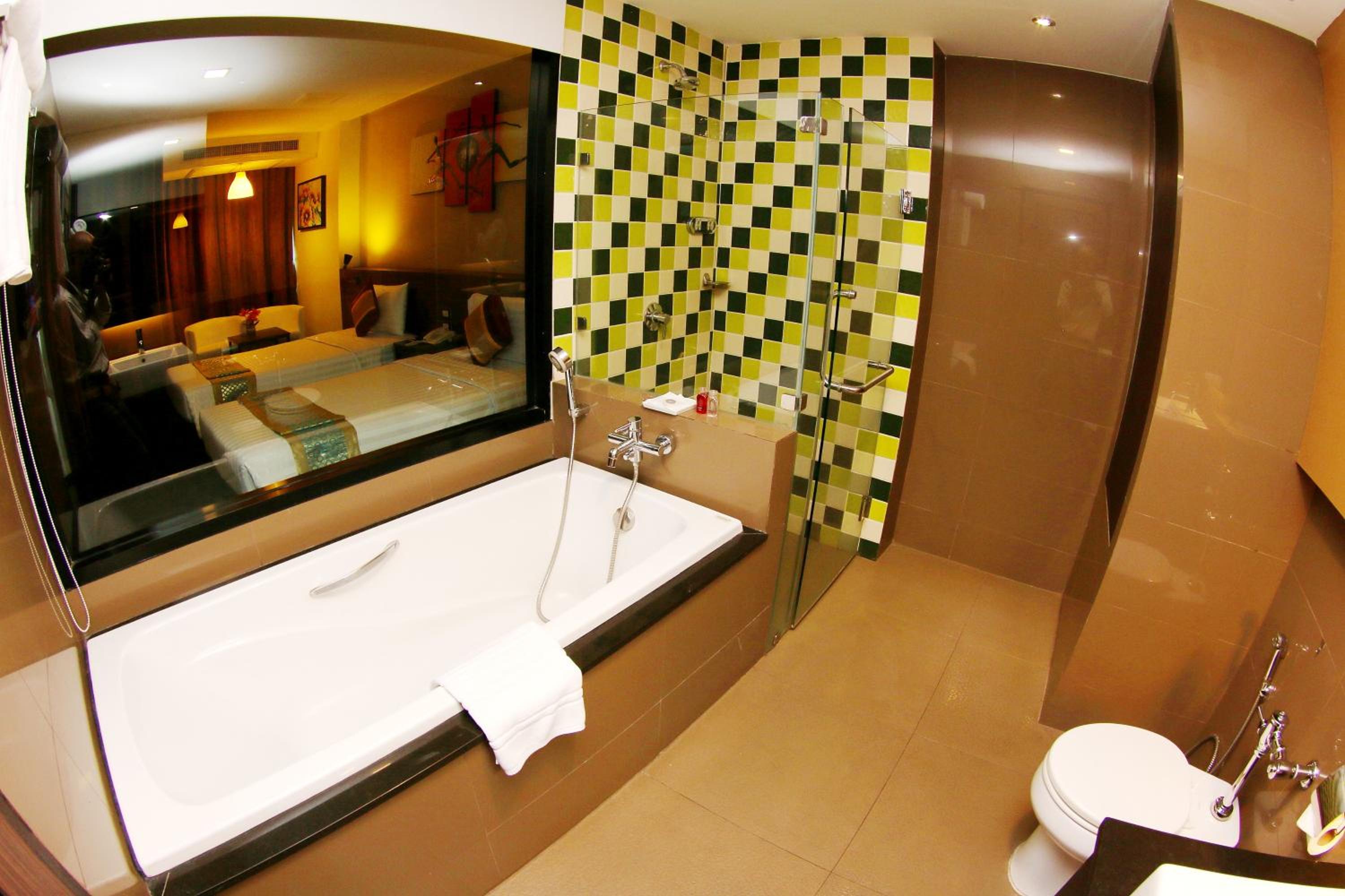 Deluxe Twin Room photo 3