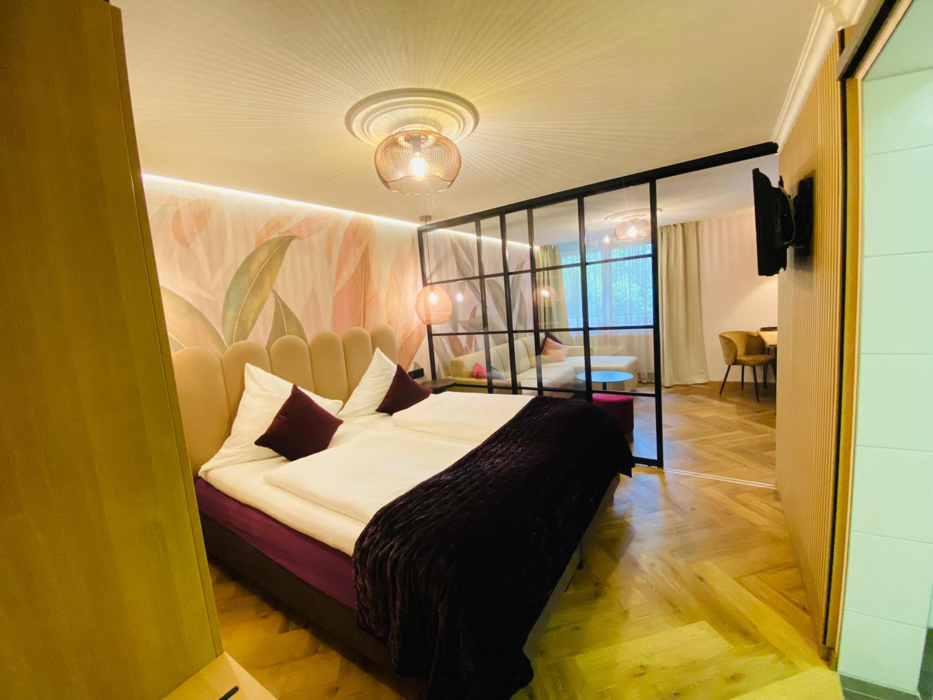 Junior Suite - Photo 11