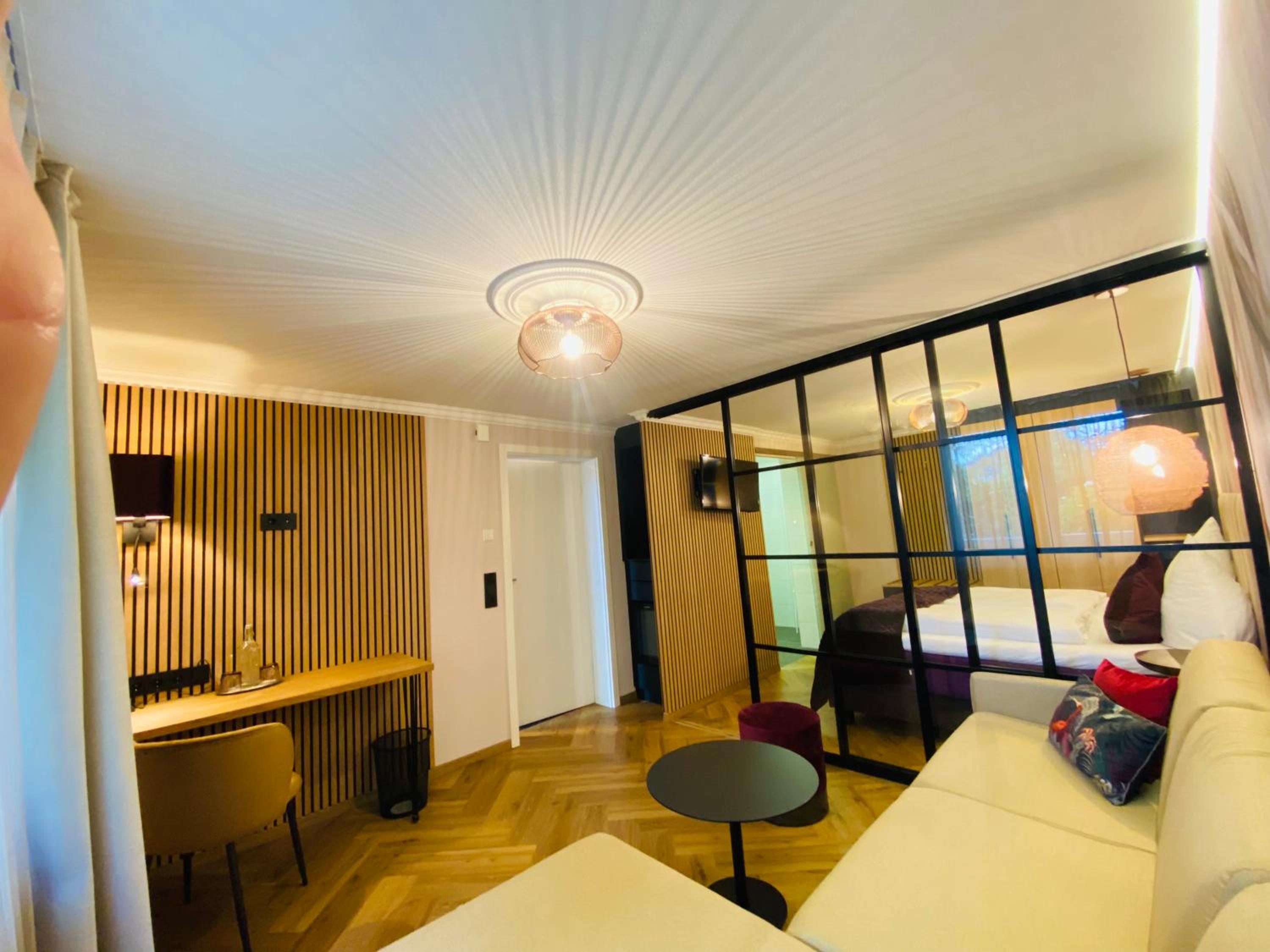 Junior Suite - Photo 22