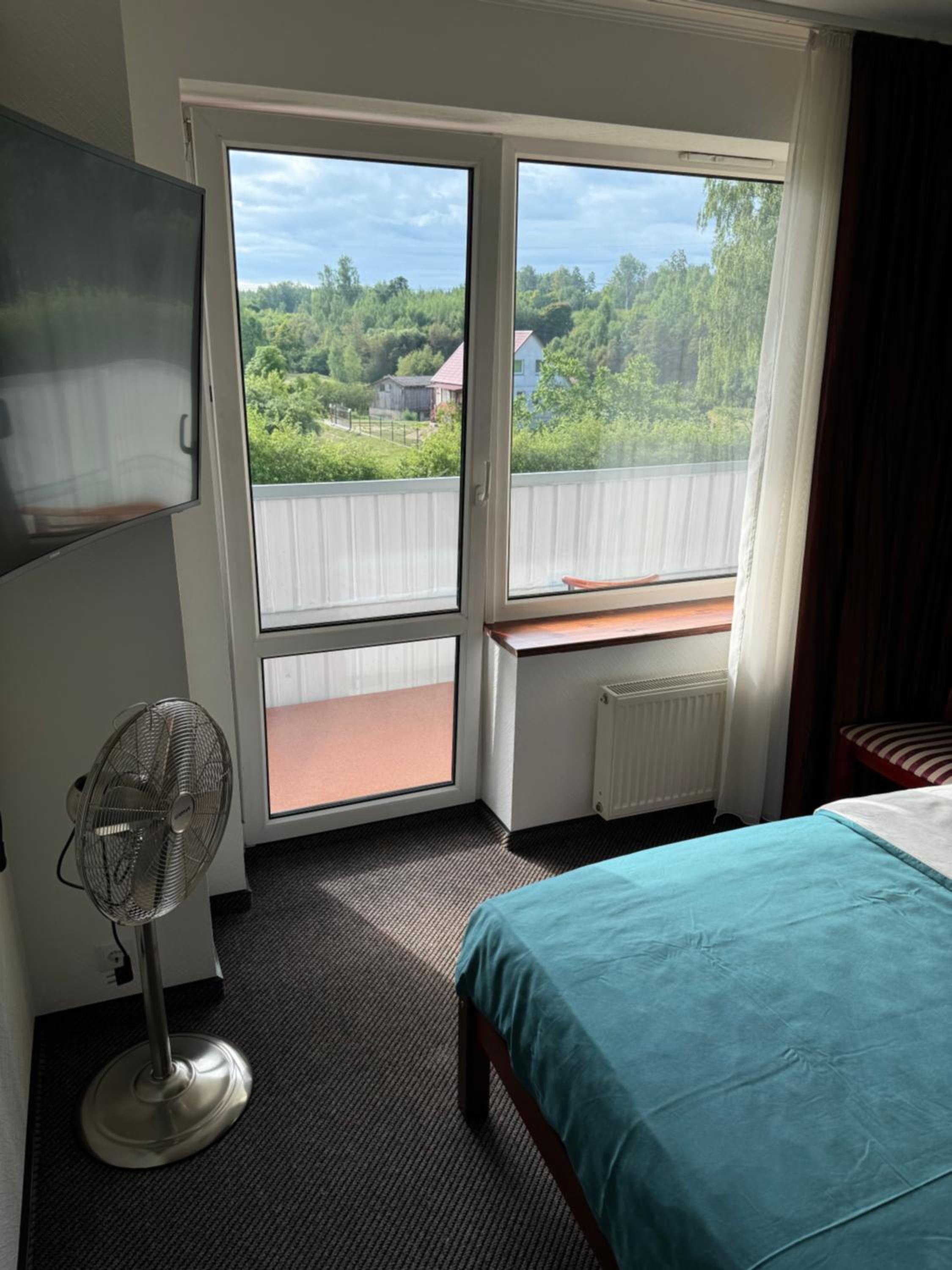 Budget Double Room photo 3