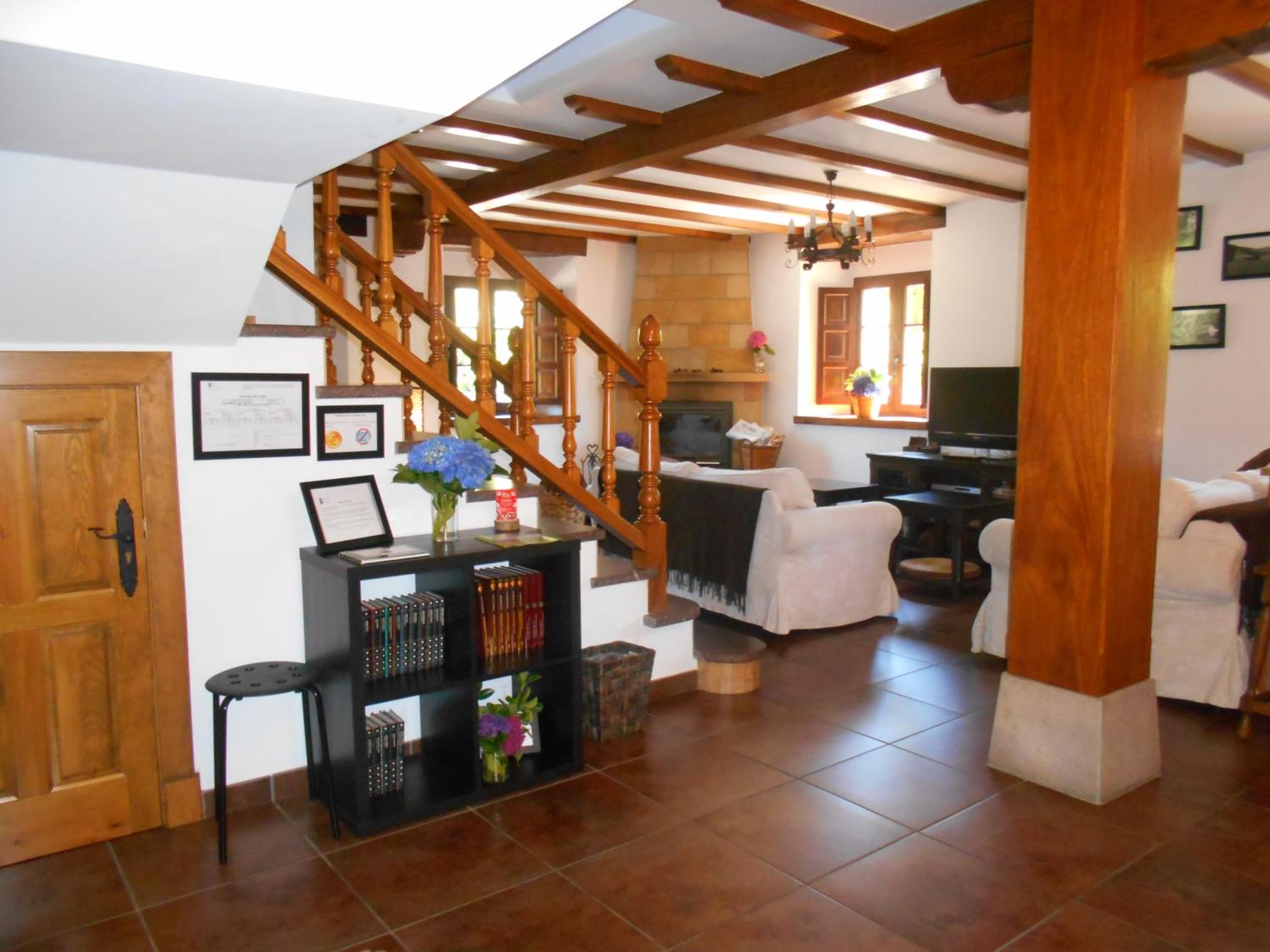 Four-Bedroom House photo 3