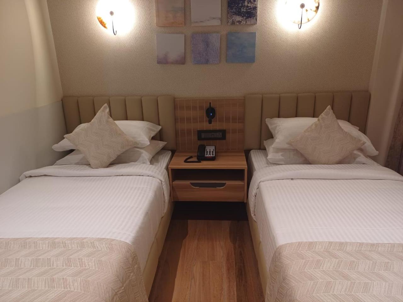 Deluxe Double or Twin Room