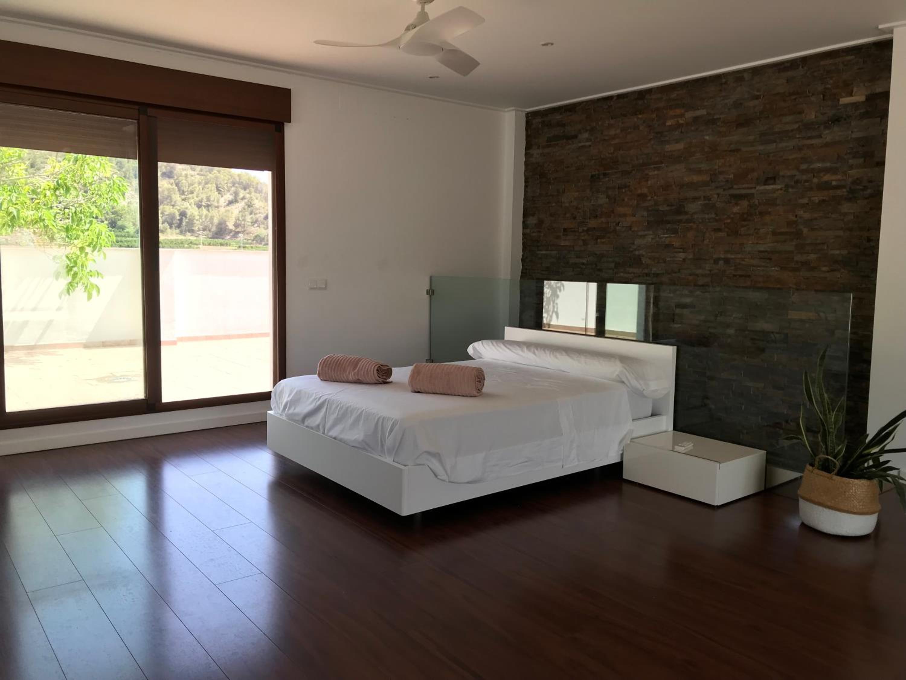 Villa de Tres Habitaciones